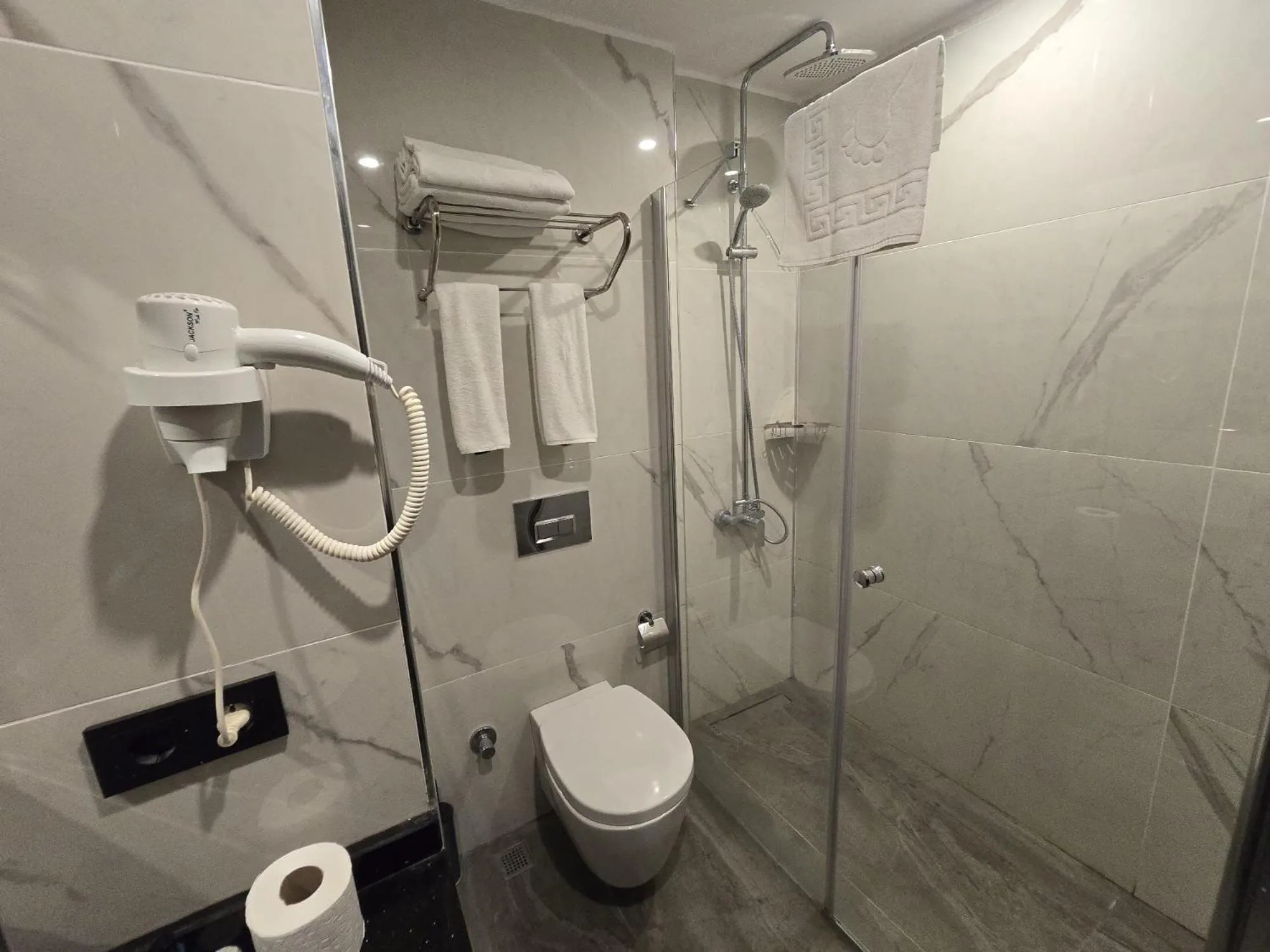 Shower in Palde Hotel & Spa