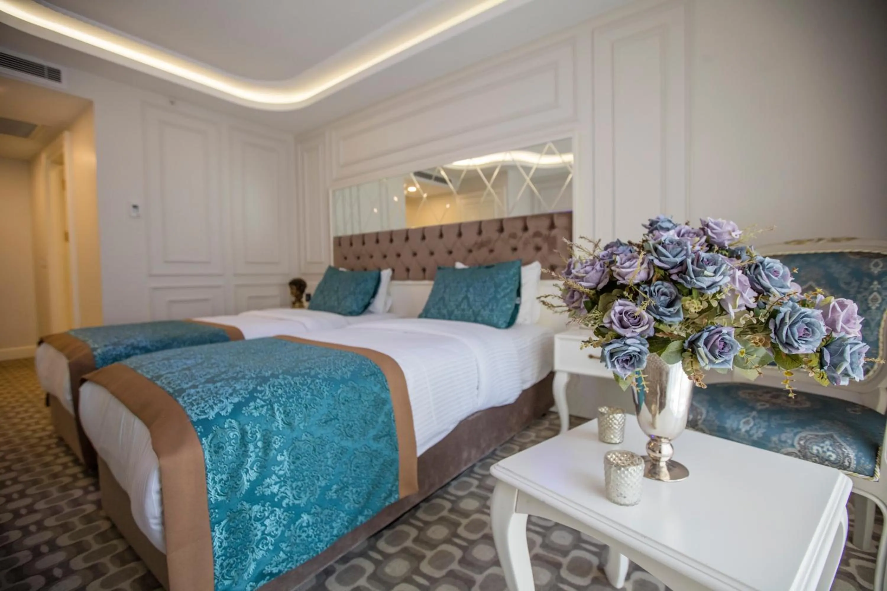 Photo of the whole room, Bed in Palde Hotel & Spa