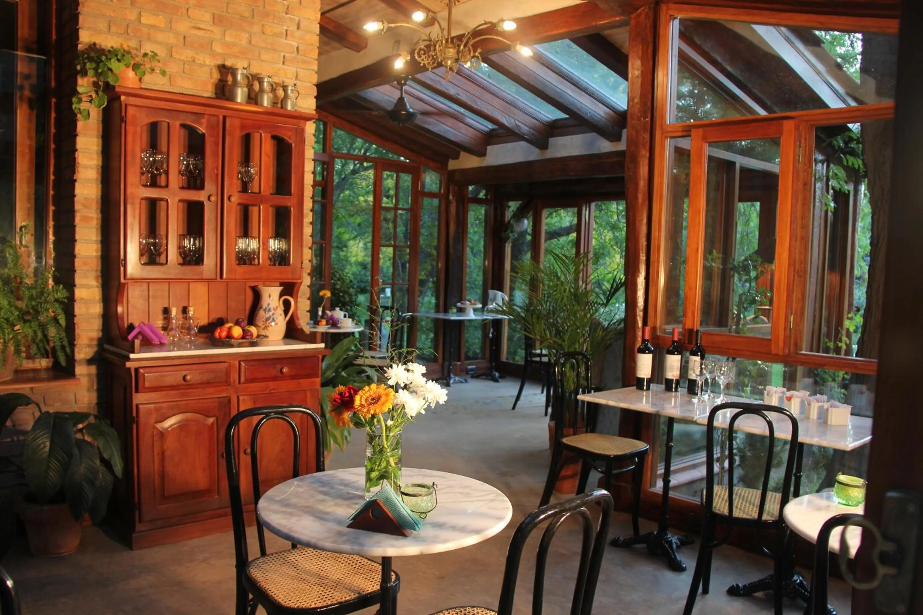 Restaurant/places to eat in Casa Glebinias