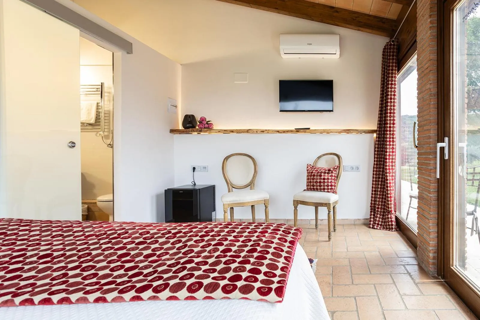 Bed in Hotel Rural Can Vila