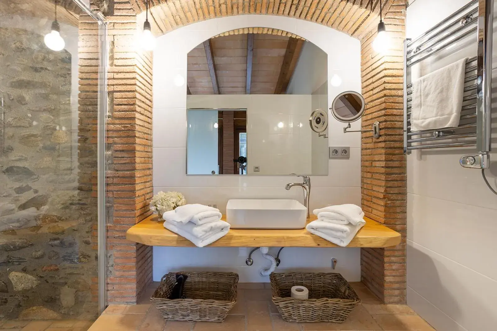 Special Double Room - single occupancy in Hotel Rural Can Vila Special Double Room - single occupancy in Hotel Rural Can Vila