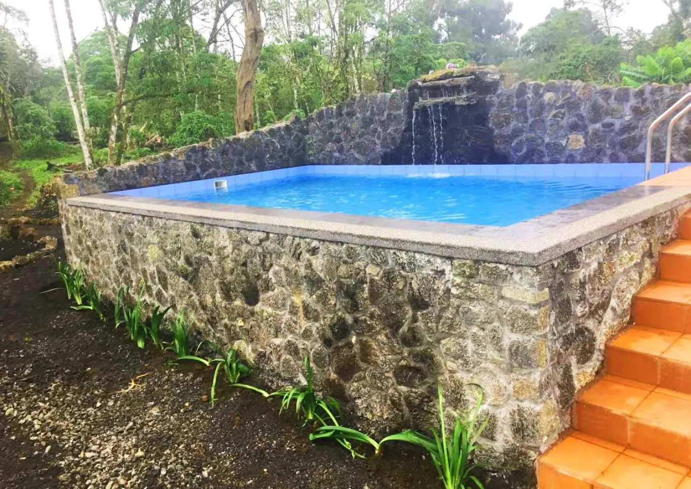 Swimming pool in Semilla Verde Boutique Hotel