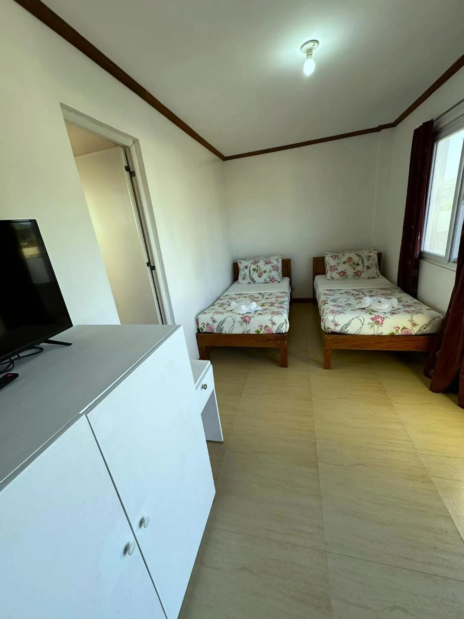 Florabells Guest House - Batanes