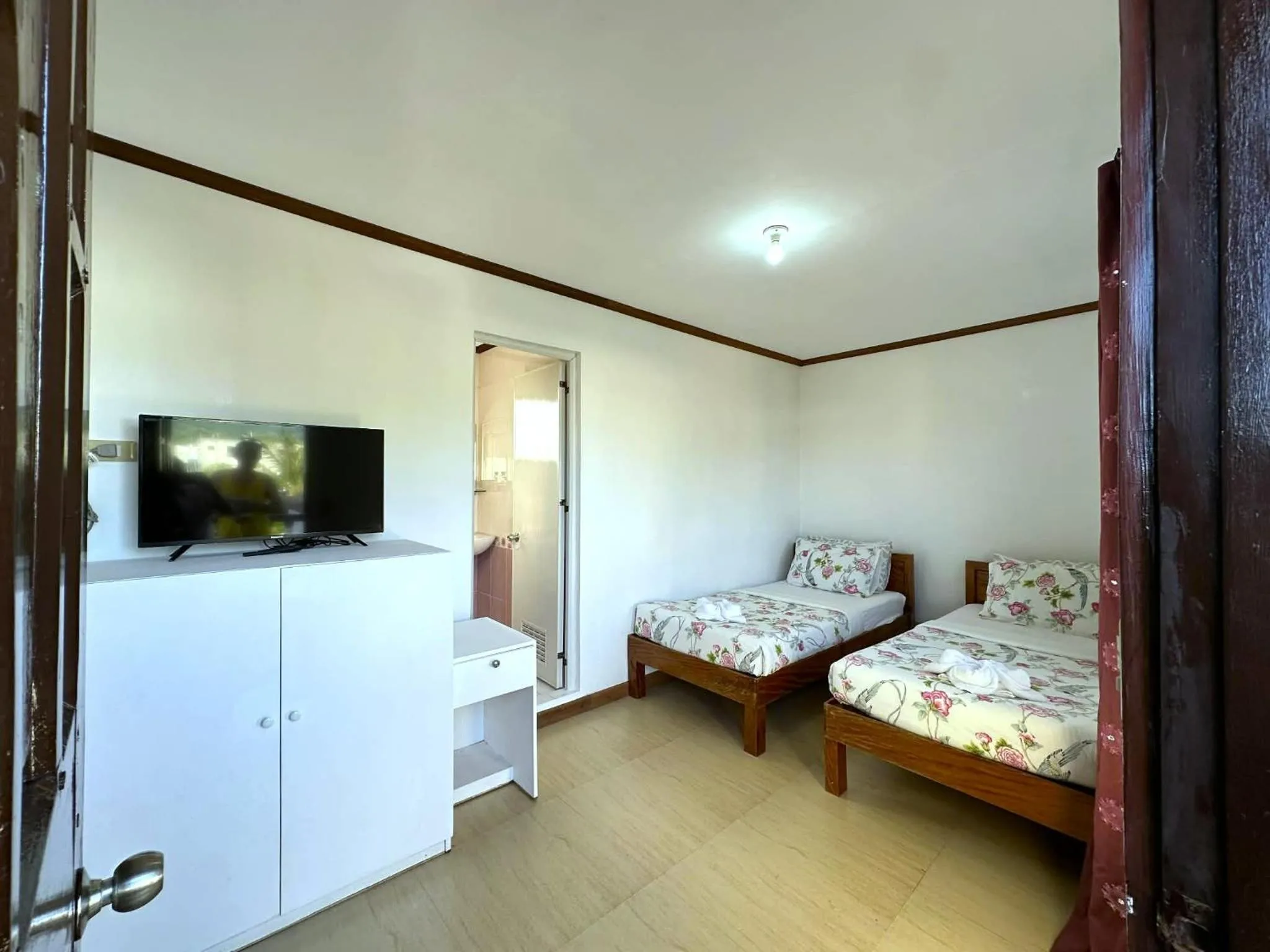 Florabells Guest House - Batanes