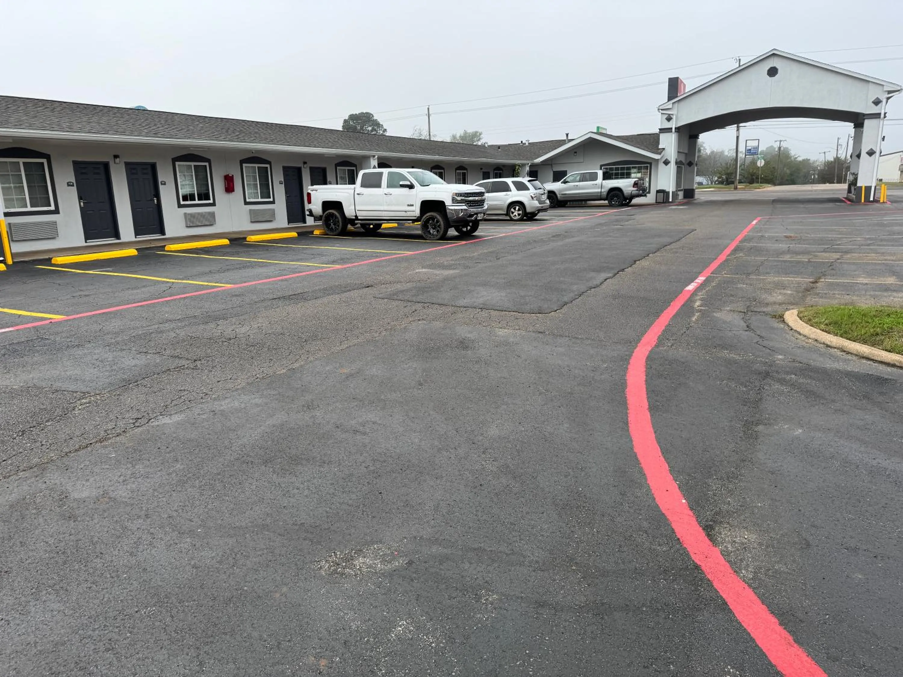 Property building in Continental Inn and Suites Nacogdoches TX SFA University Downtown