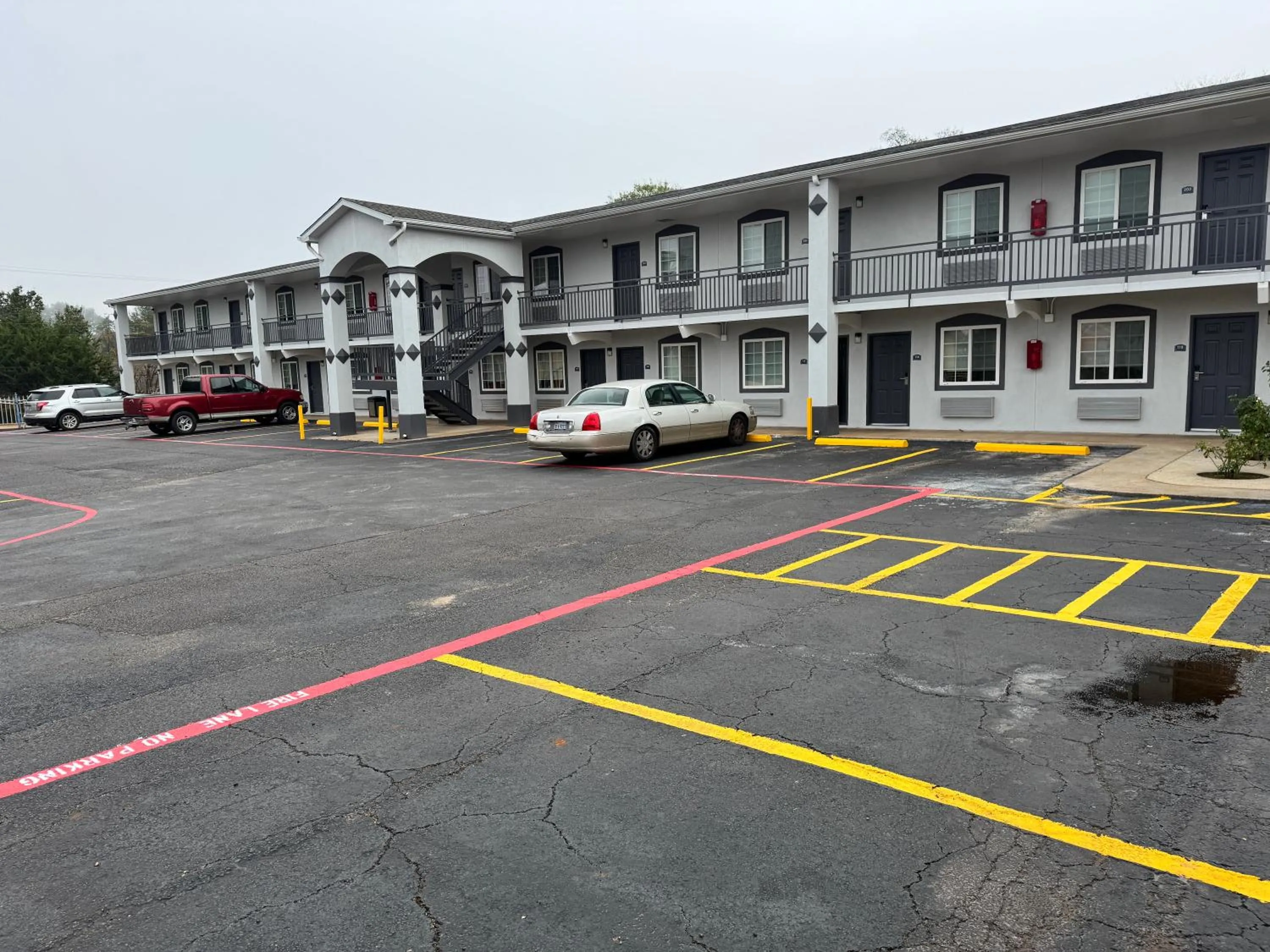 Property building in Continental Inn and Suites Nacogdoches TX SFA University Downtown