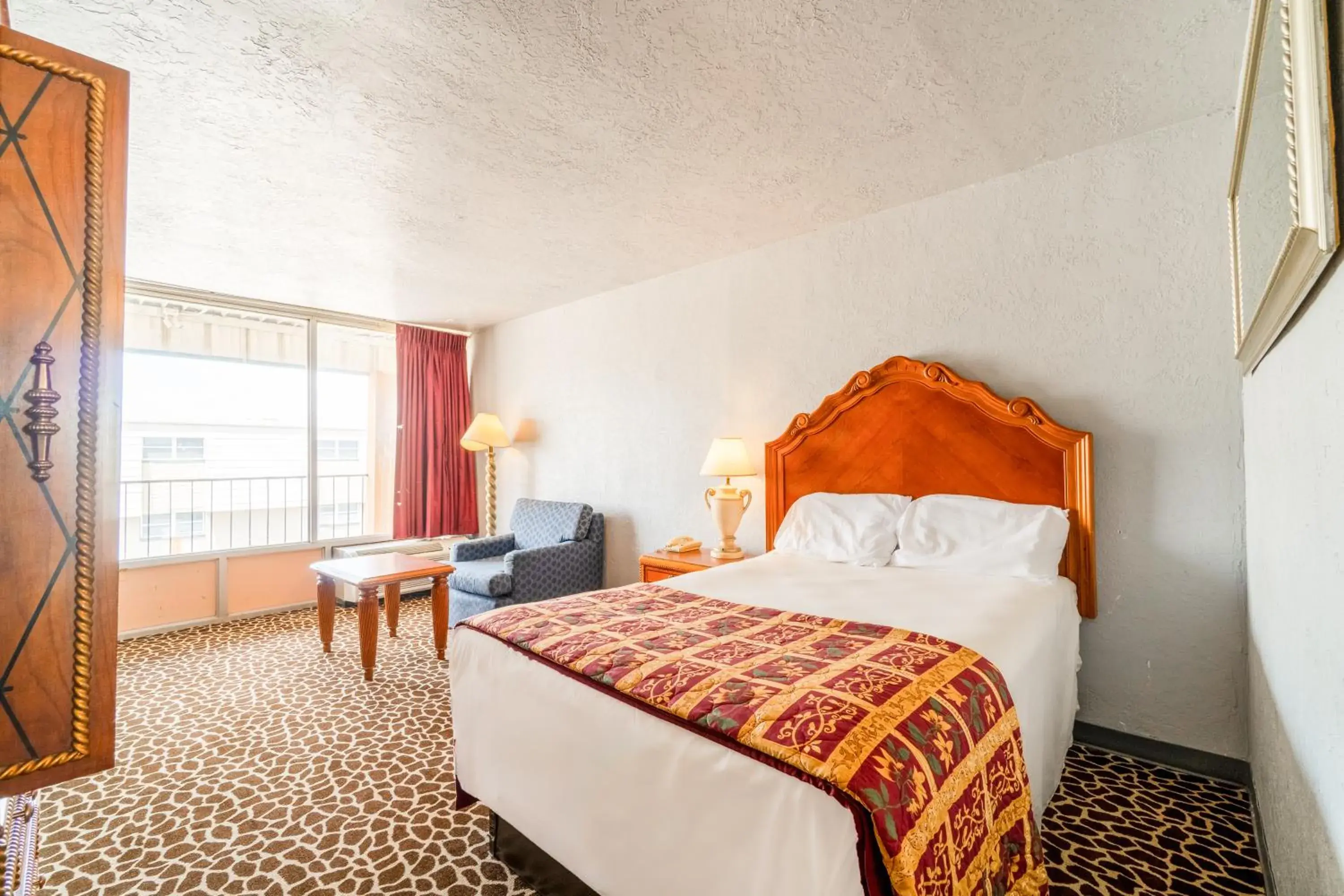 Bedroom, Bed in Castle inn & suites by OYO Lawton Bedroom, Bed in Castle inn & suites by OYO Lawton