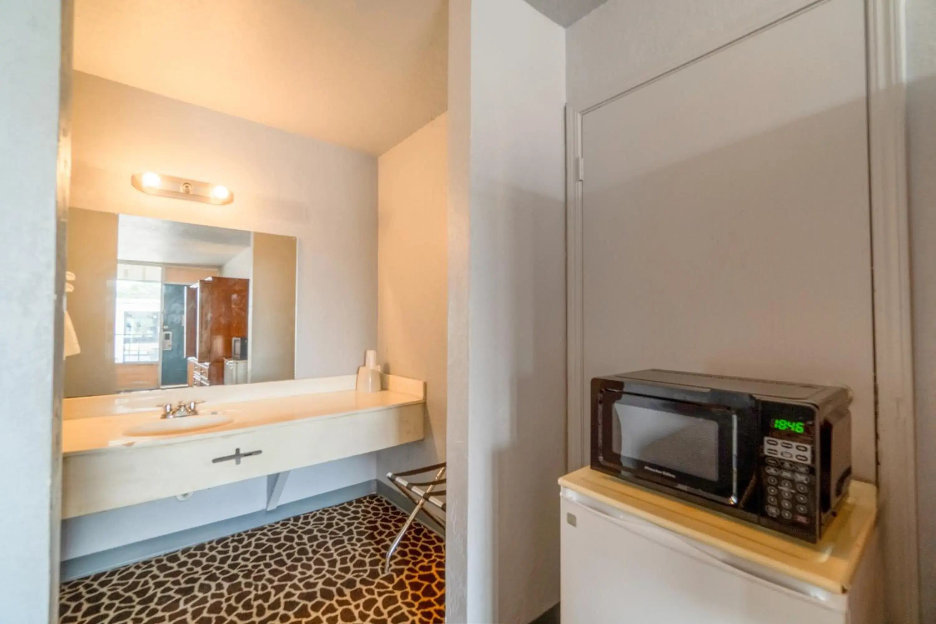 Area and facilities in Castle inn & suites by OYO Lawton Area and facilities in Castle inn & suites by OYO Lawton