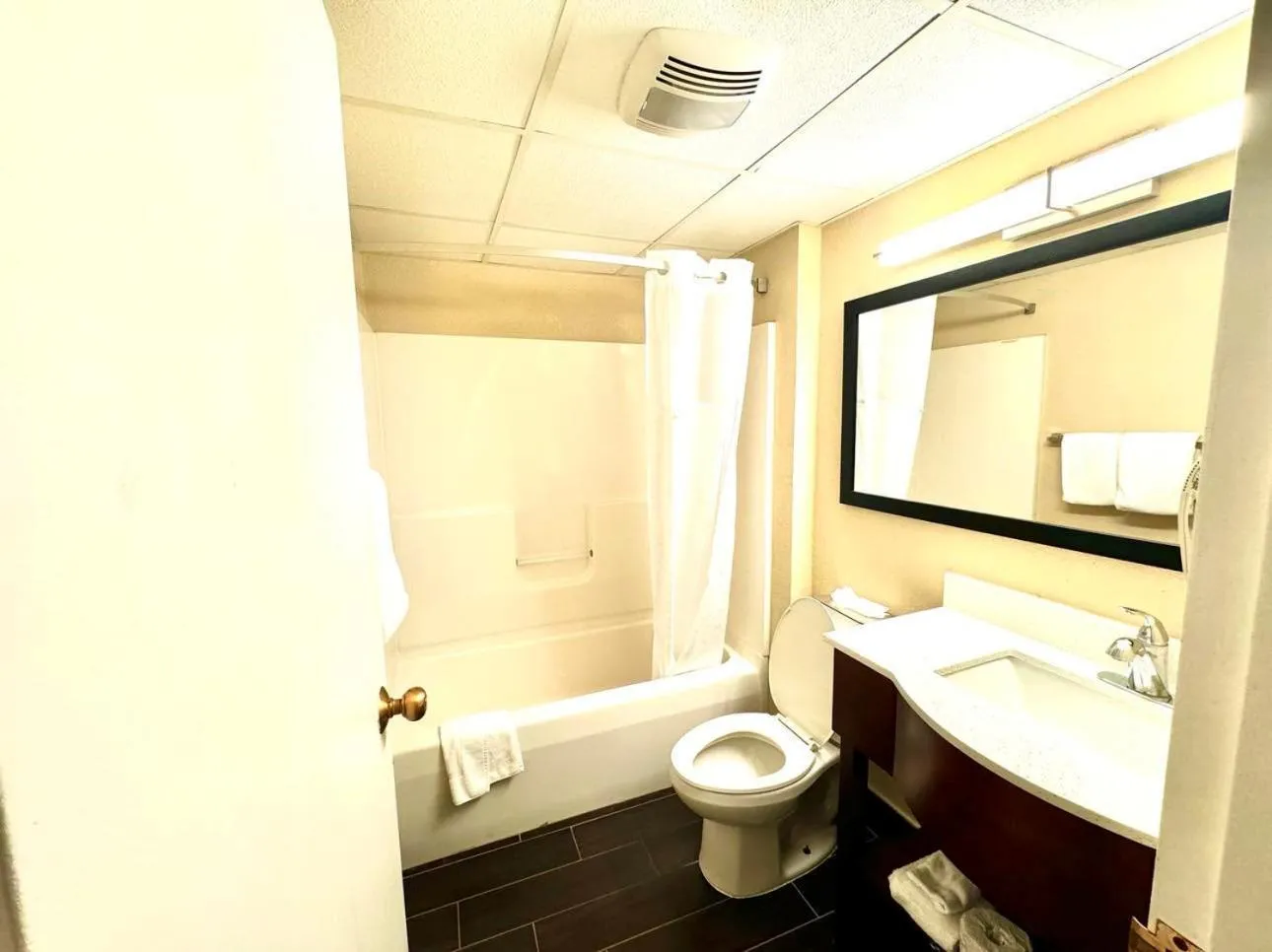 Bathroom in Super 8 by Wyndham Frederick