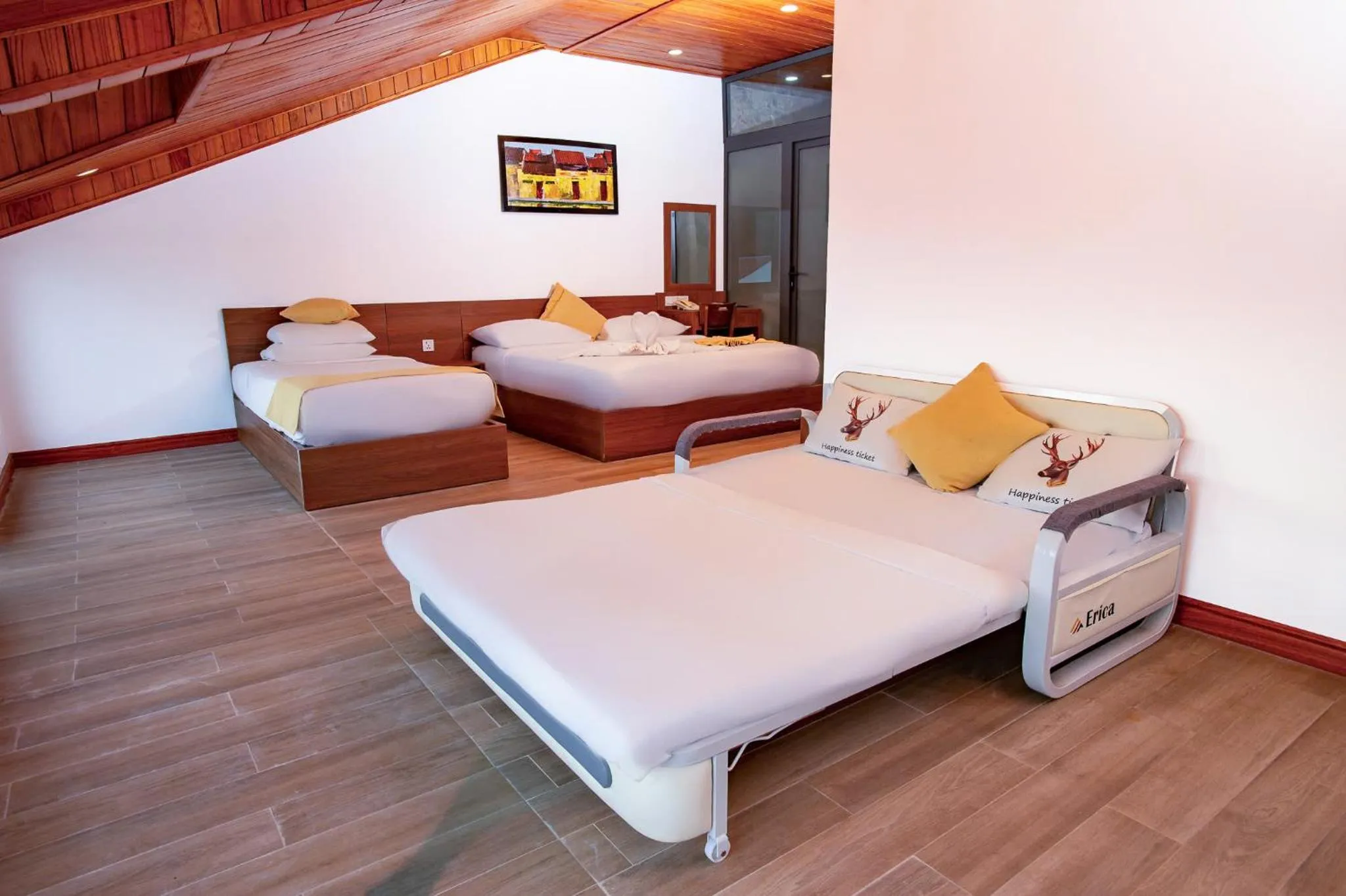 Bed in Hoi An Majestic Villa