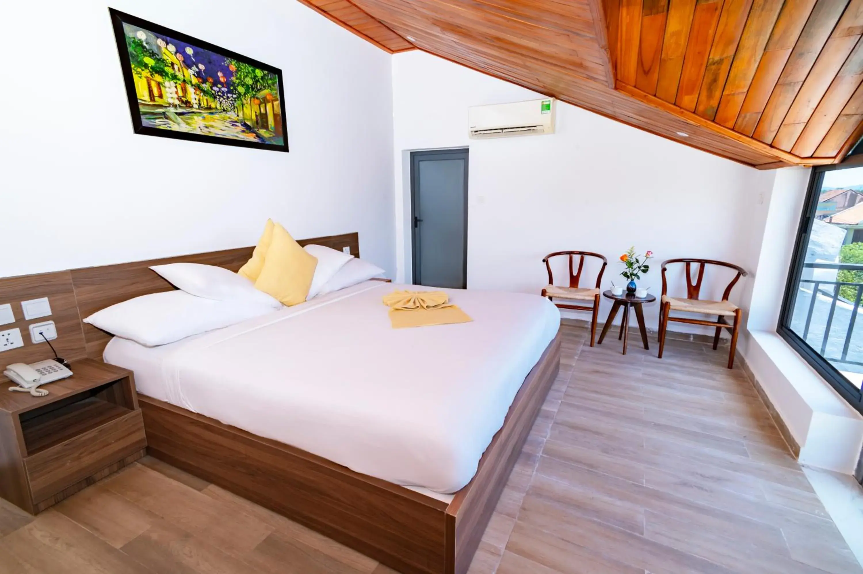 Deluxe Double Room with Balcony in Hoi An Majestic Villa Deluxe Double Room with Balcony in Hoi An Majestic Villa