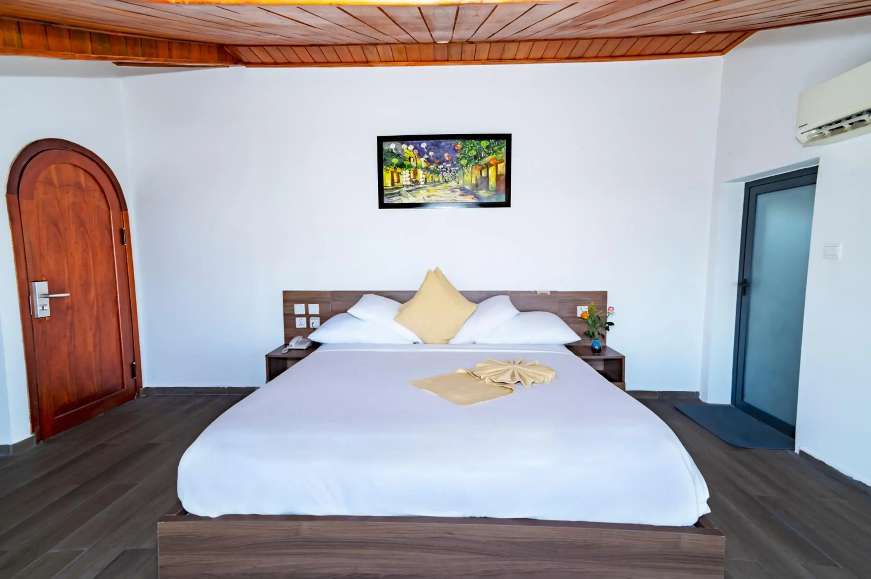 Deluxe Double Room with Balcony in Hoi An Majestic Villa Deluxe Double Room with Balcony in Hoi An Majestic Villa