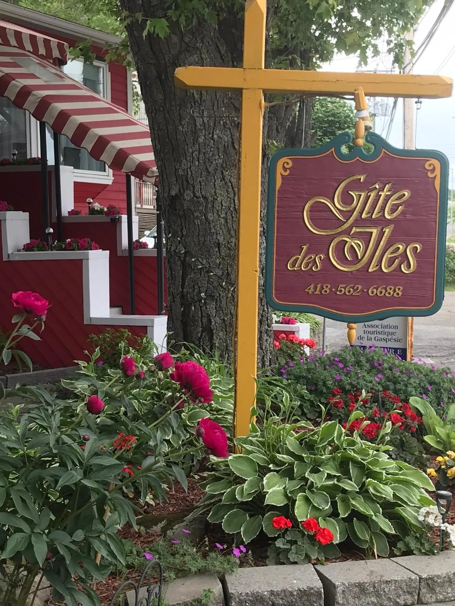 Property logo or sign in gite des iles