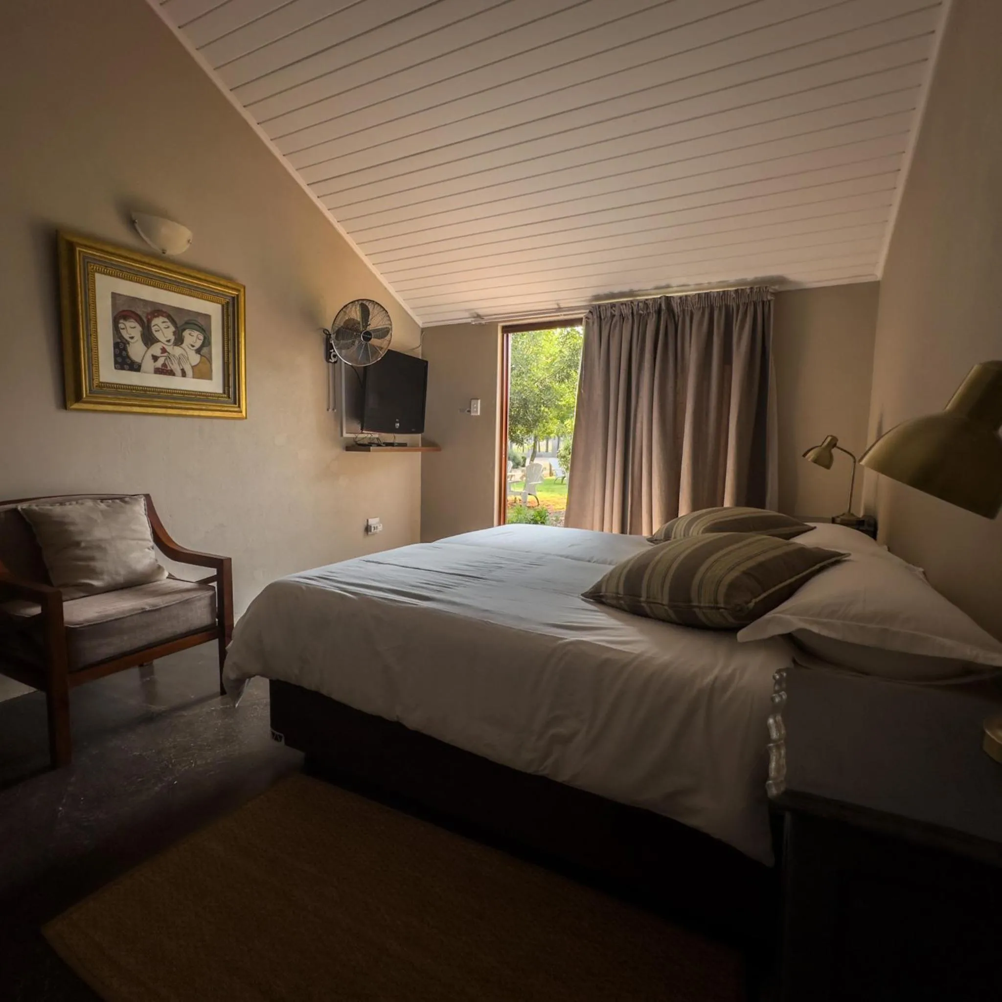 Three Thymes Inn
