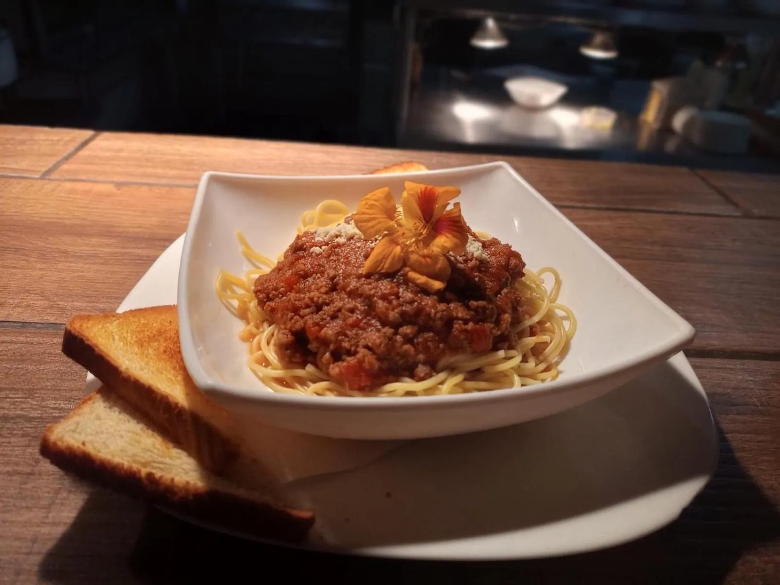 Restaurant/places to eat in Hotel El Bambu