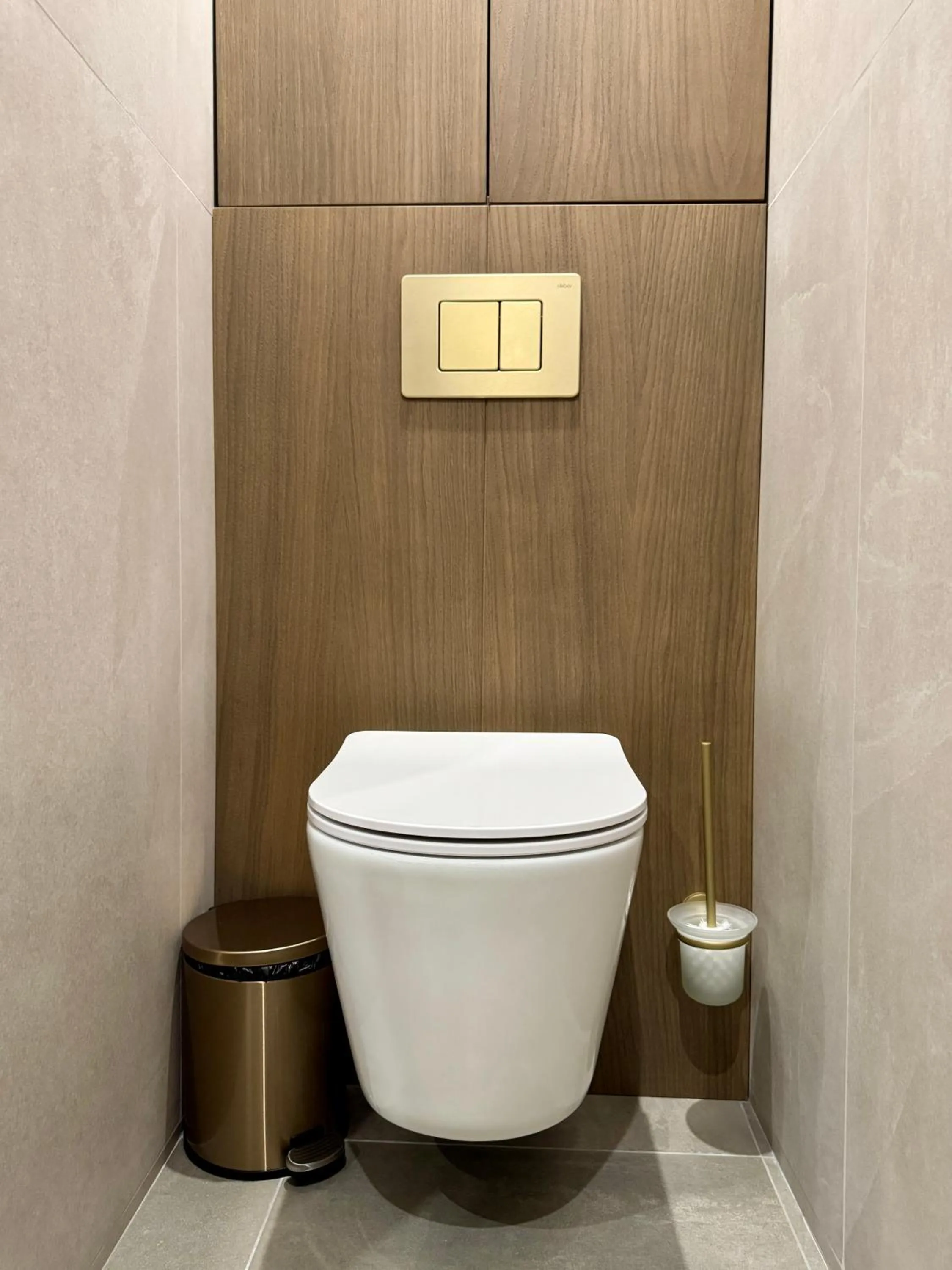 Toilet in Donatello Boutique Hotel