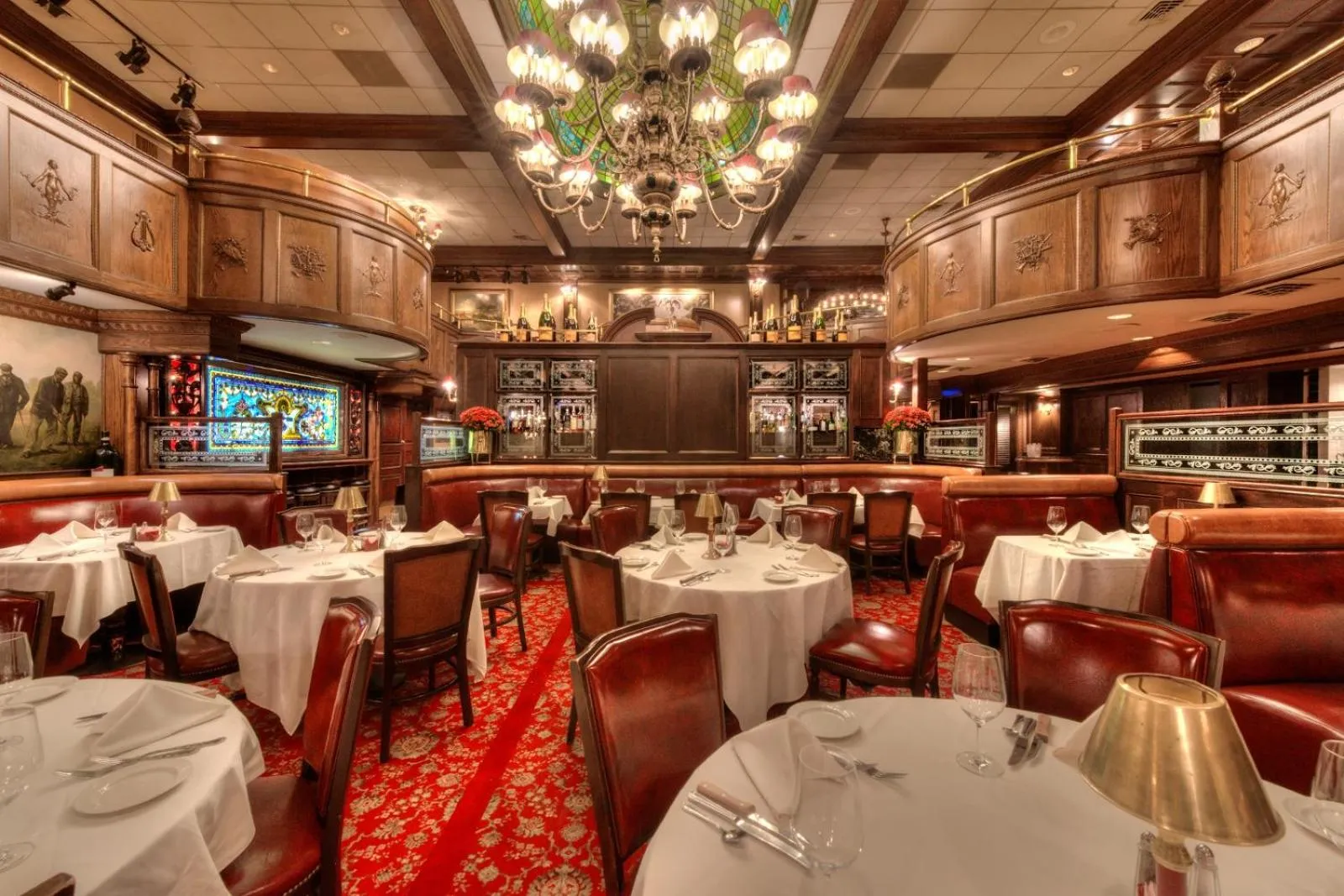 Restaurant/places to eat in The Madison Hotel