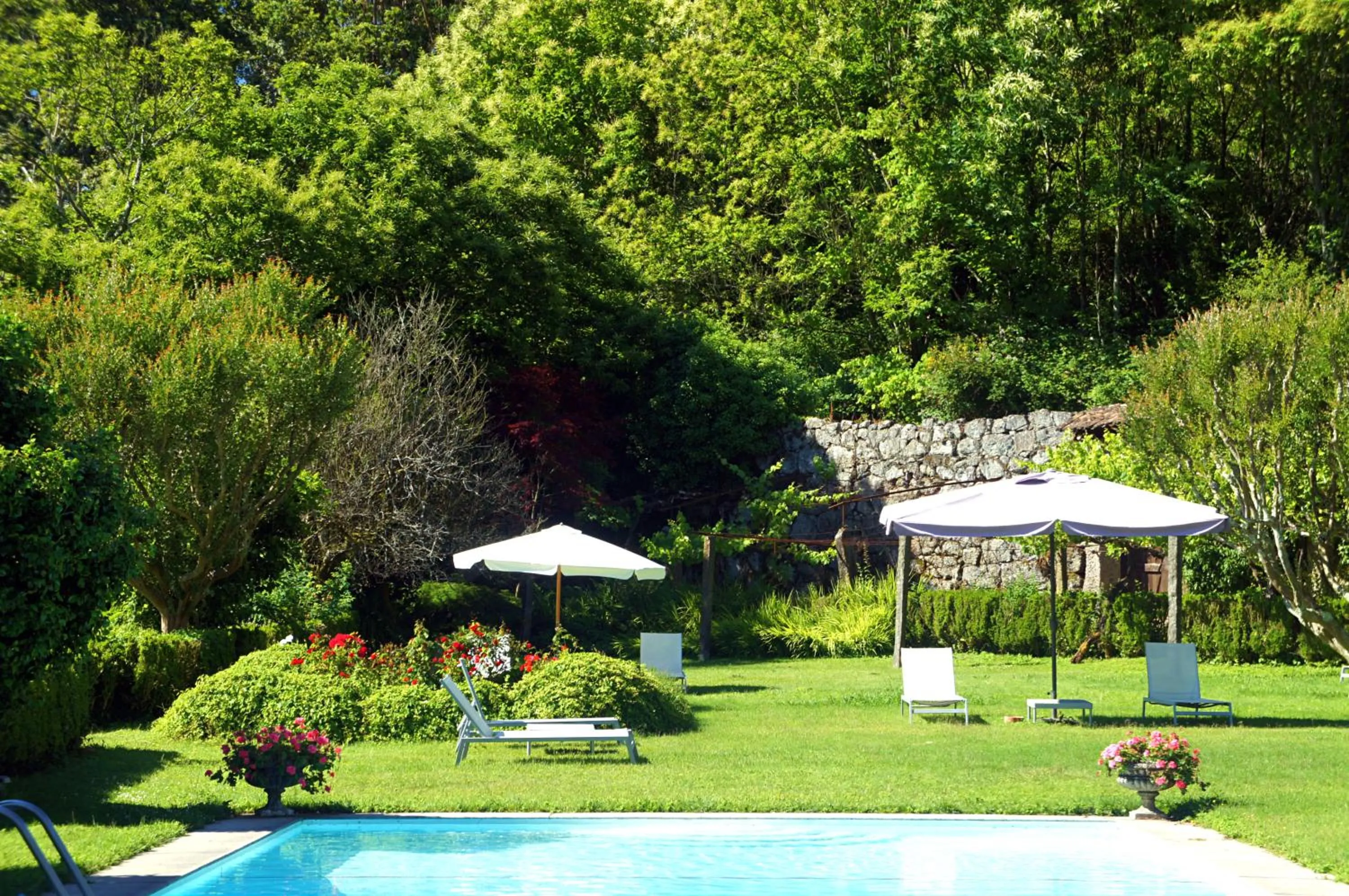 Garden in Casa de Sezim