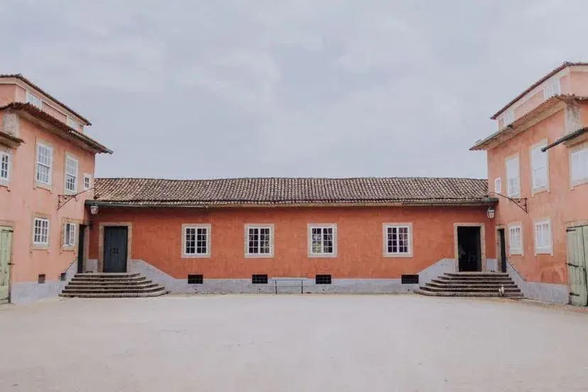 Casa de Sezim Casa de Sezim