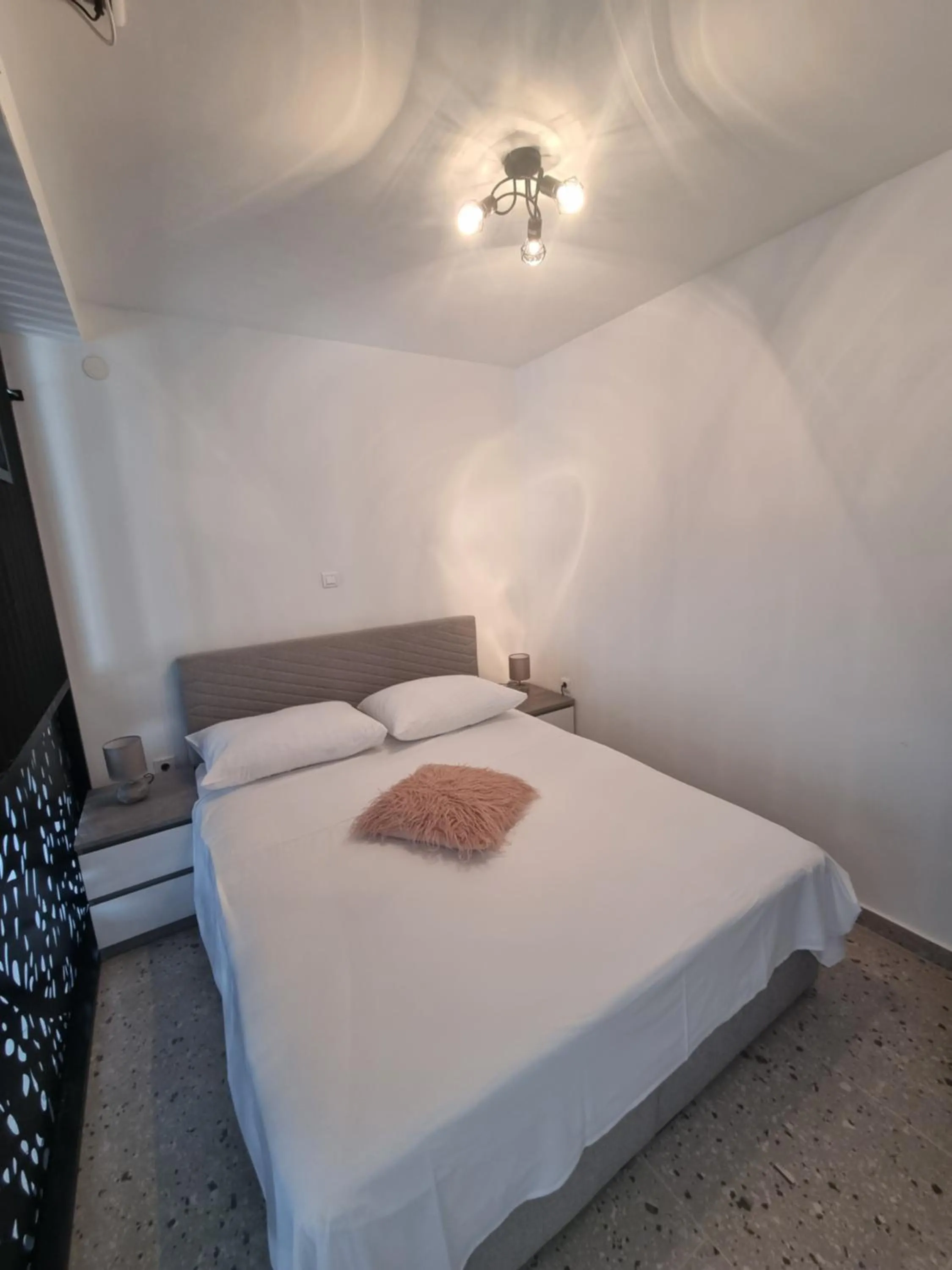 Bed in Apartments Ivanov