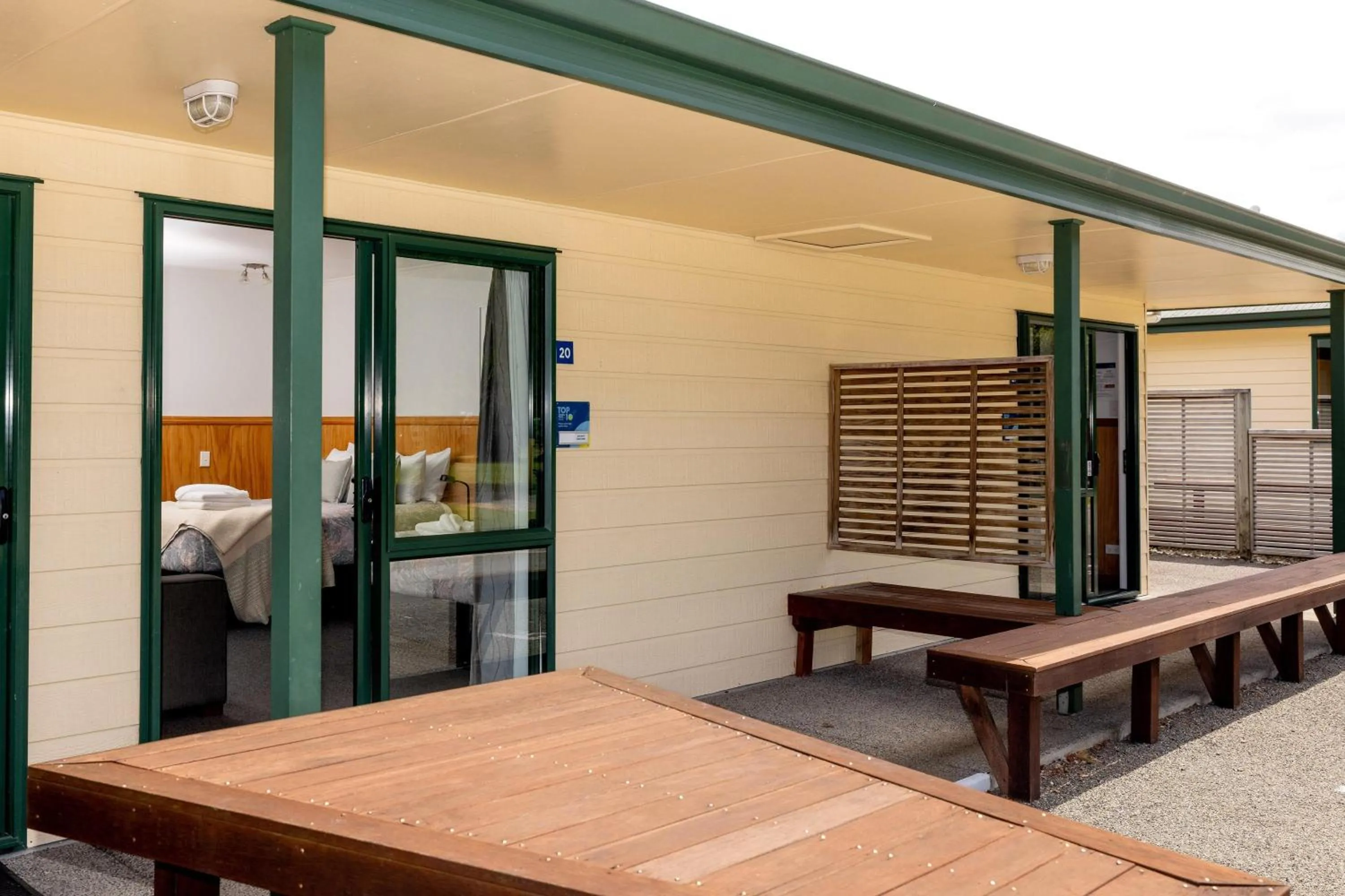 Photo of the whole room in Motueka TOP 10 Holiday Park