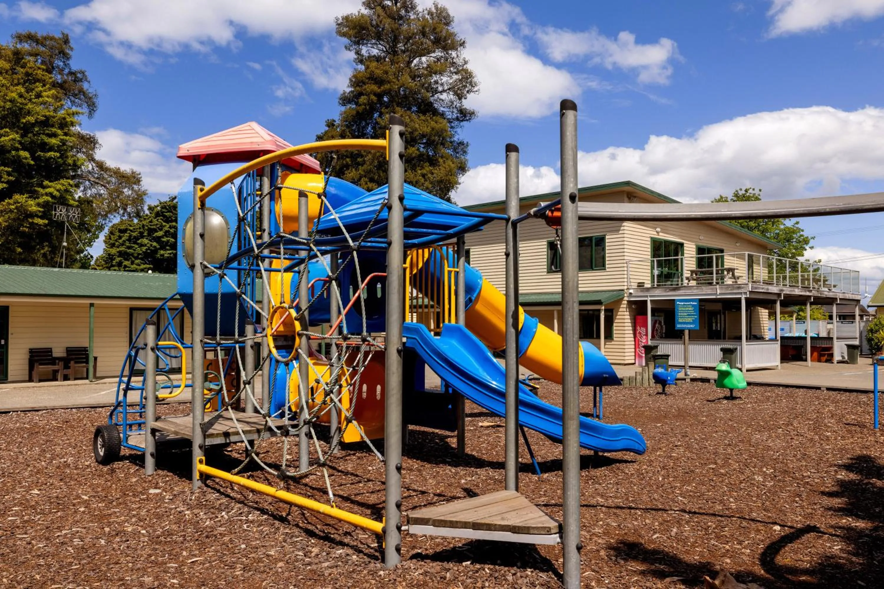 Children play ground in Motueka TOP 10 Holiday Park