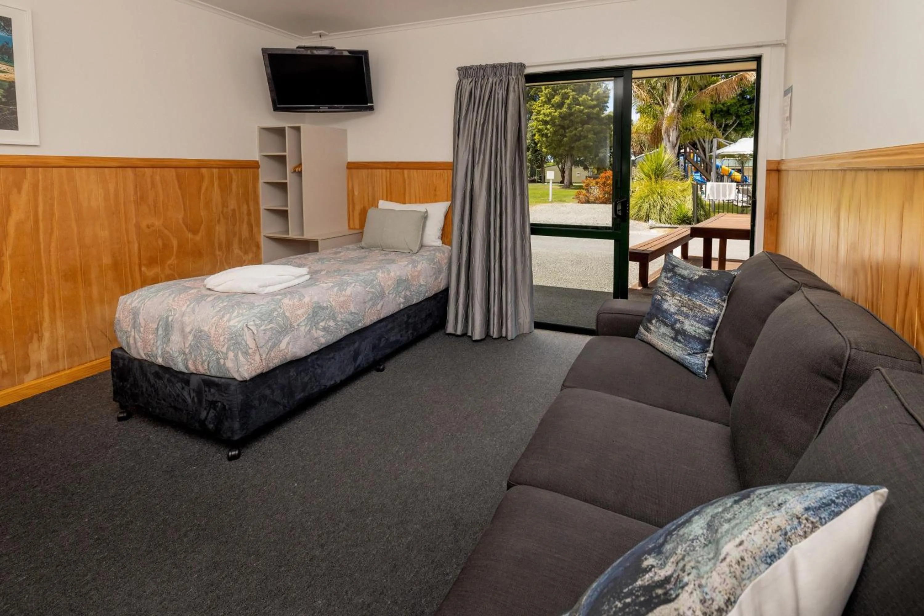 TV and multimedia, Bed in Motueka TOP 10 Holiday Park