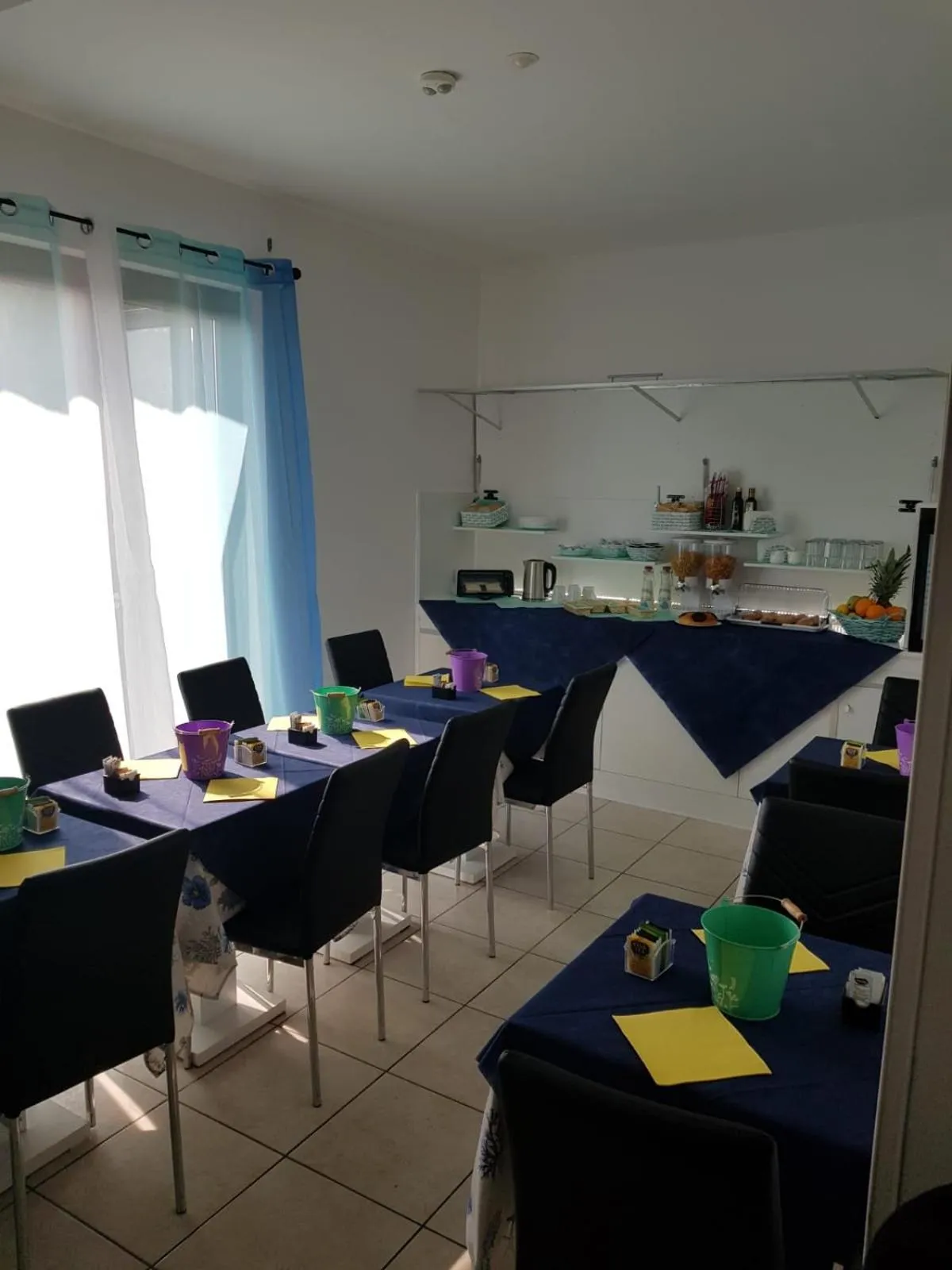 Buffet breakfast in Hotel Daisy