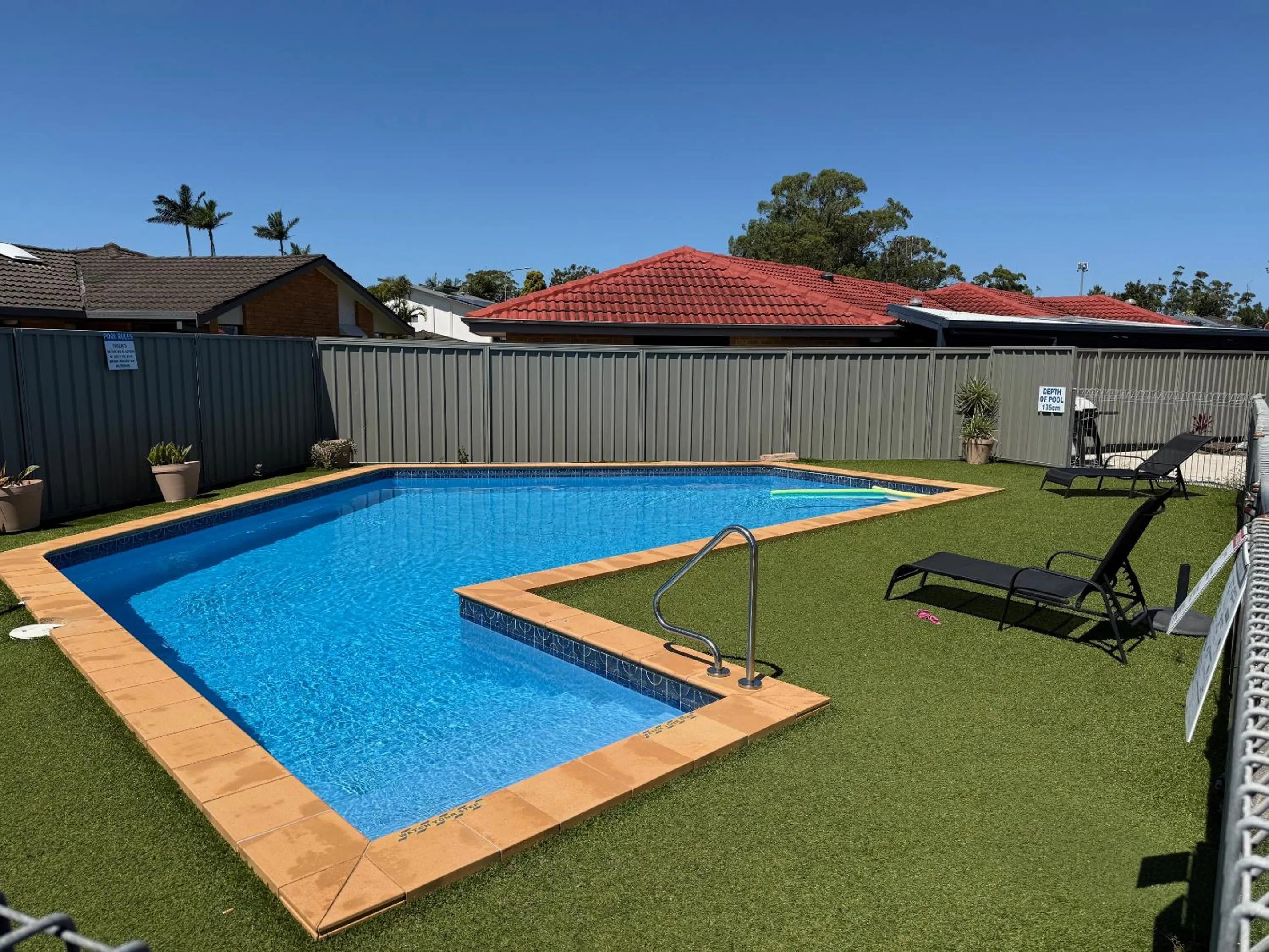 Day in Port O'Call Motel