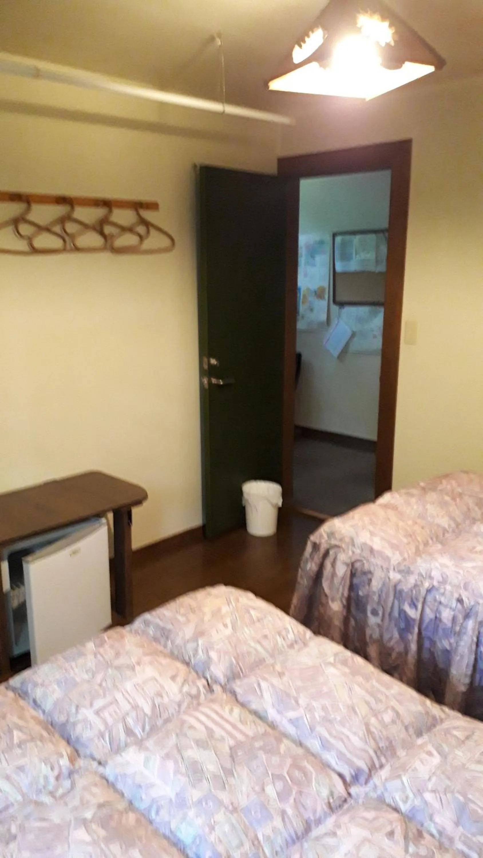 Photo of the whole room, Bed in Bistare Kana