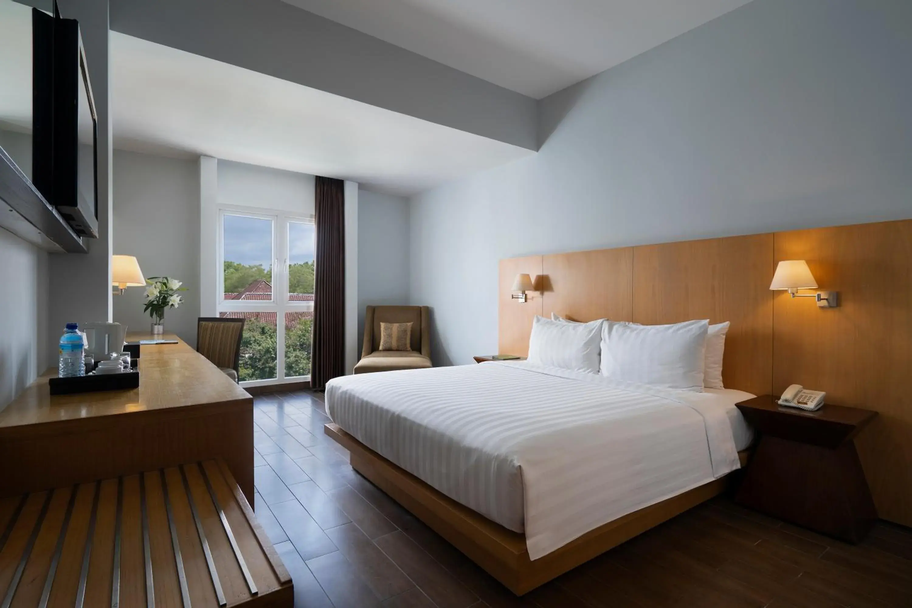 Bedroom, Bed in Hotel Santika Mataram Bedroom, Bed in Hotel Santika Mataram