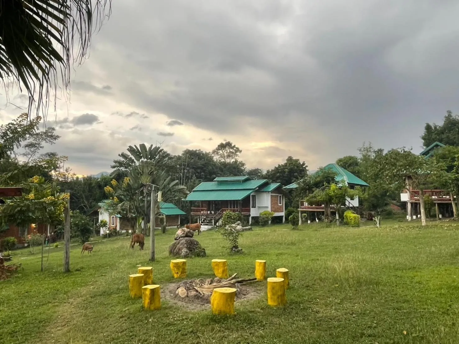 Pai Love & Baan Chonphao Resort