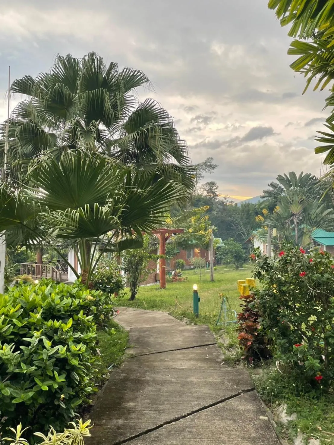 Pai Love & Baan Chonphao Resort