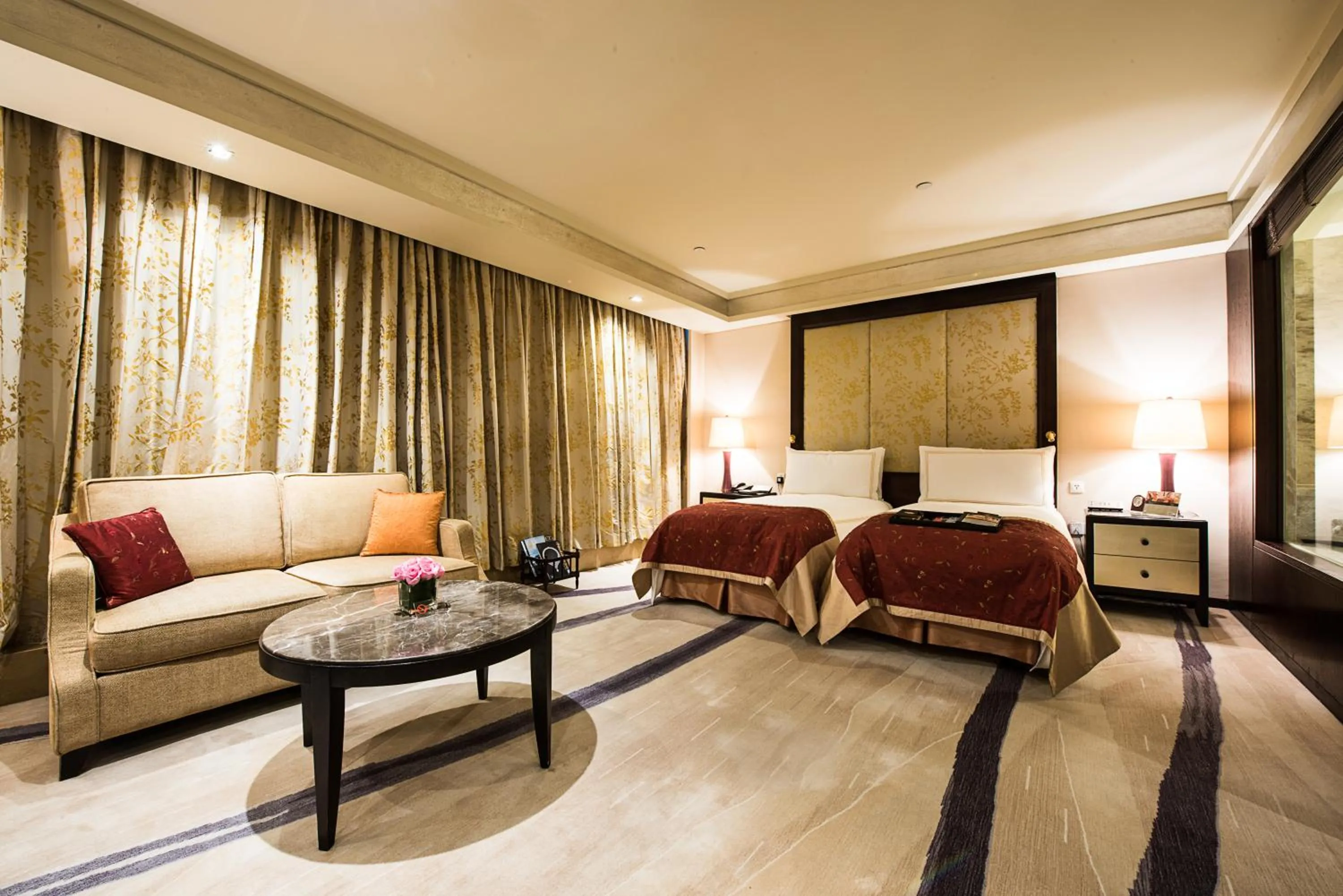 Photo of the whole room in Fairmont Beijing - 20 minutes to Forbidden City by metro