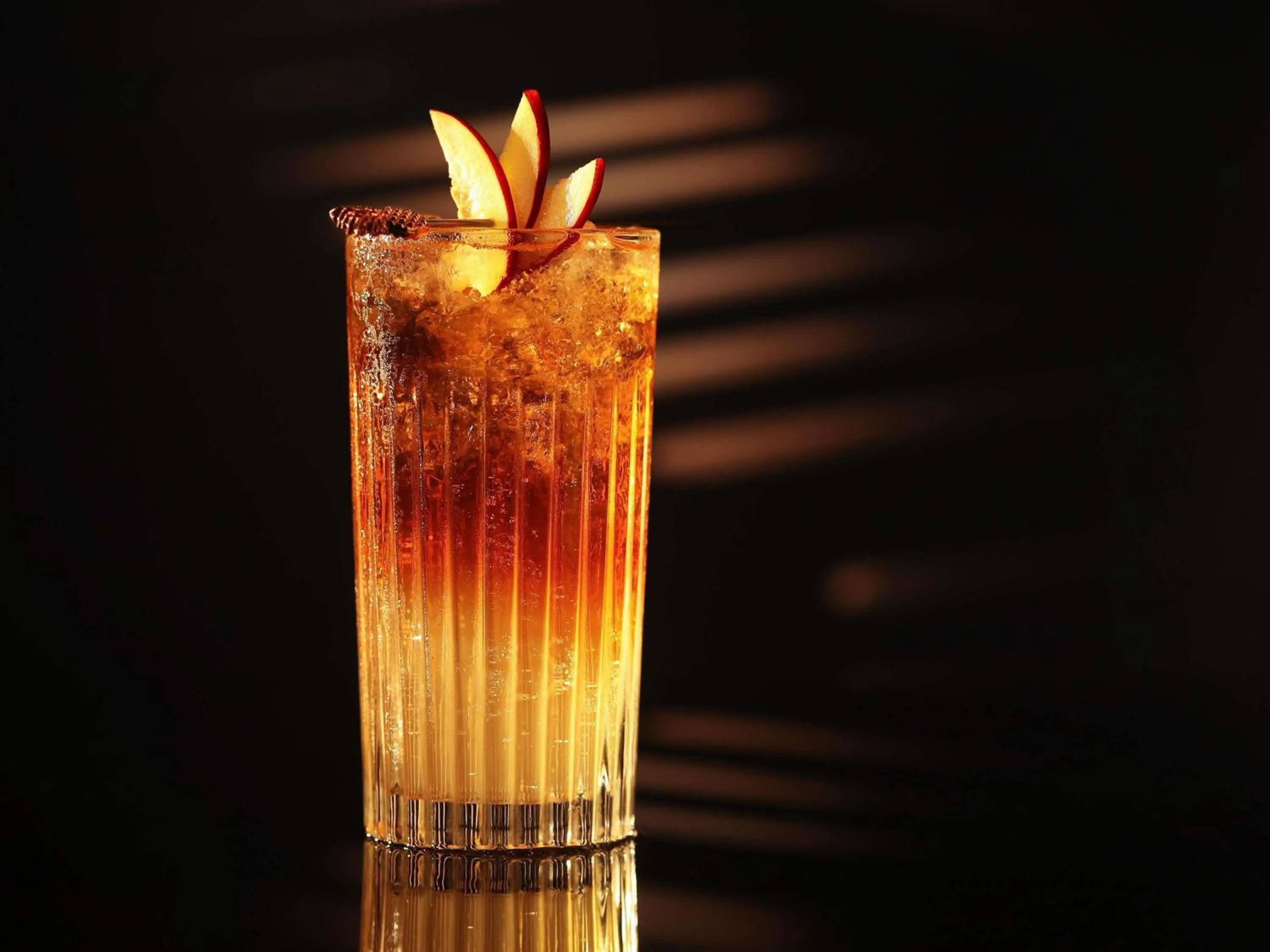 Lounge or bar in Fairmont Beijing - 20 minutes to Forbidden City by metro