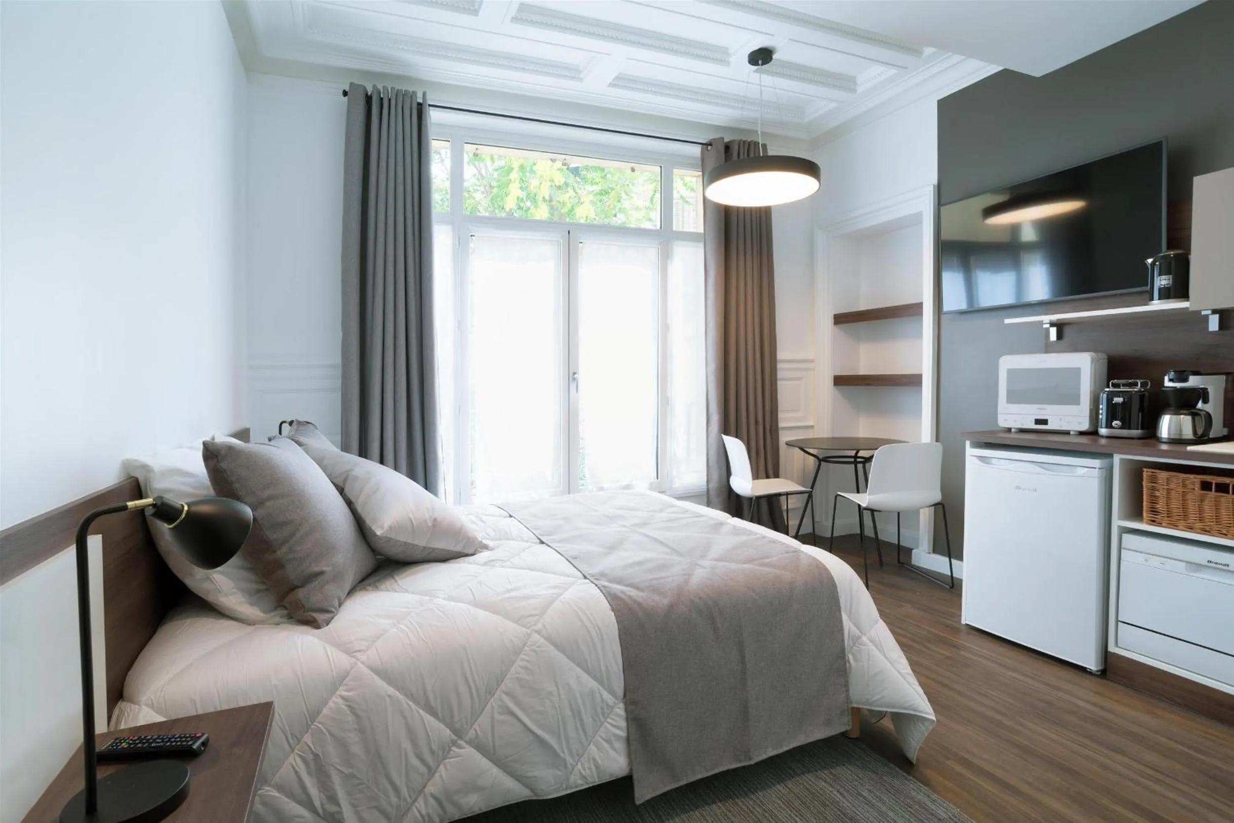 Photo of the whole room, Bed in Les cles du 27 Paris