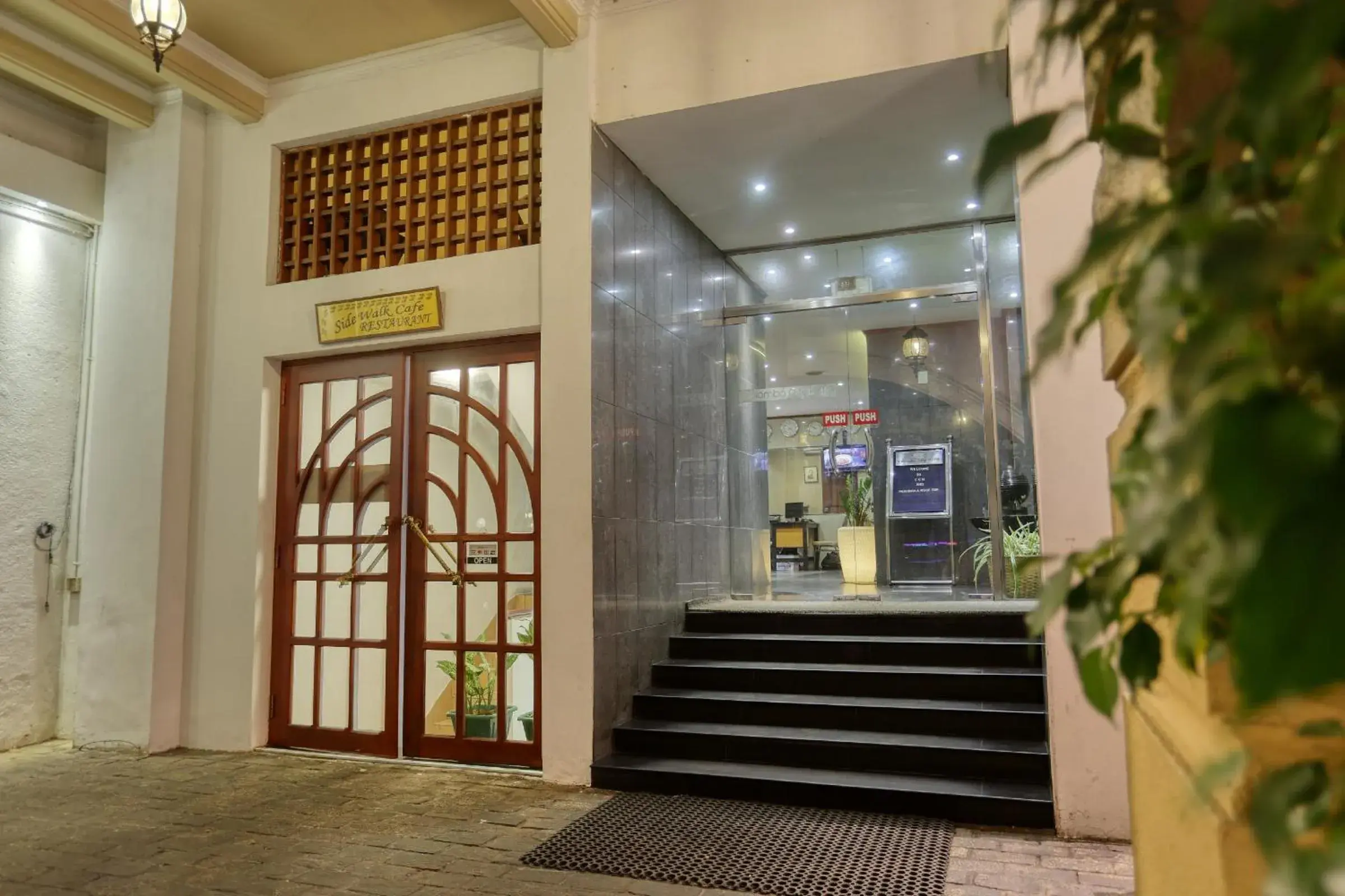 Facade/entrance in Colombo City Hotels (Pvt) Ltd Facade/entrance in Colombo City Hotels (Pvt) Ltd