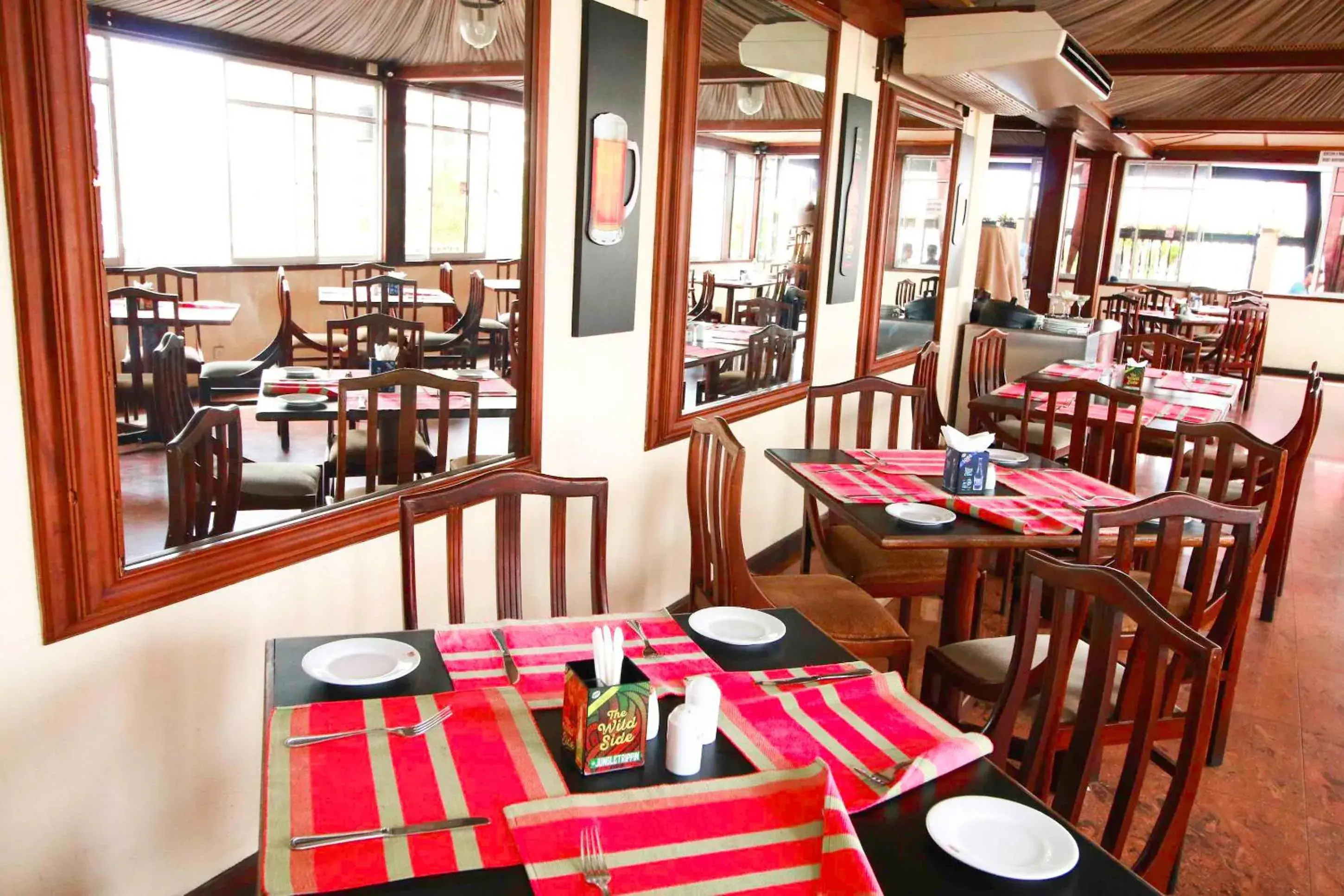 Restaurant/places to eat in Colombo City Hotels (Pvt) Ltd Restaurant/places to eat in Colombo City Hotels (Pvt) Ltd