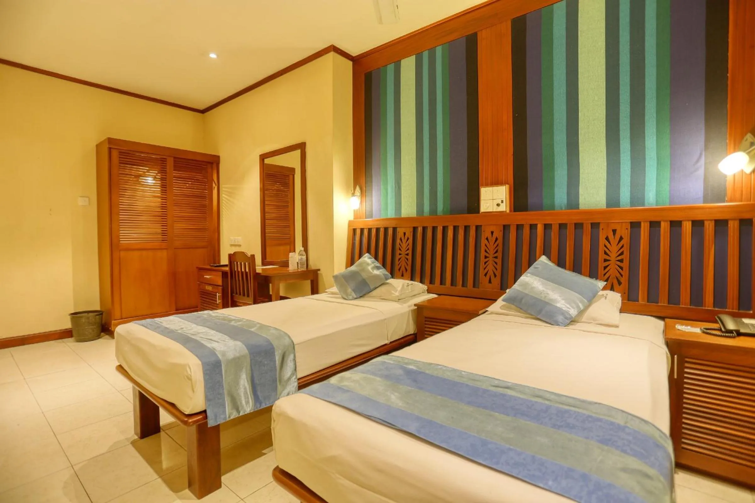 Bedroom, Bed in Colombo City Hotels (Pvt) Ltd