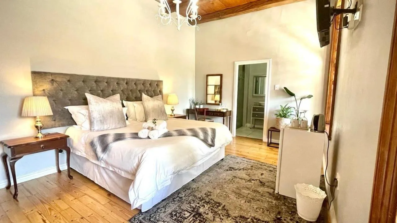 Bed in Olive Tree Lodge