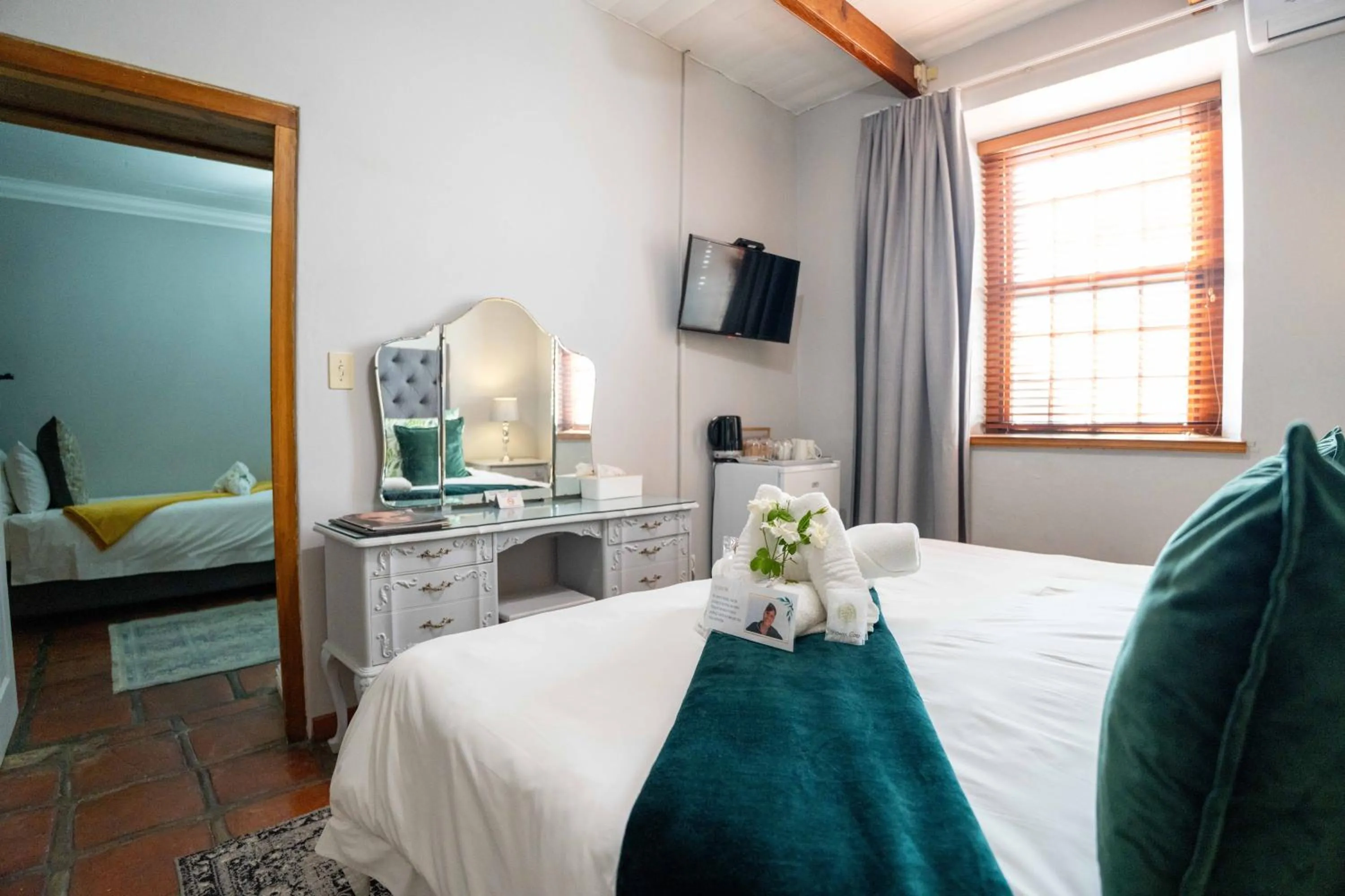 Bed in Olive Tree Lodge