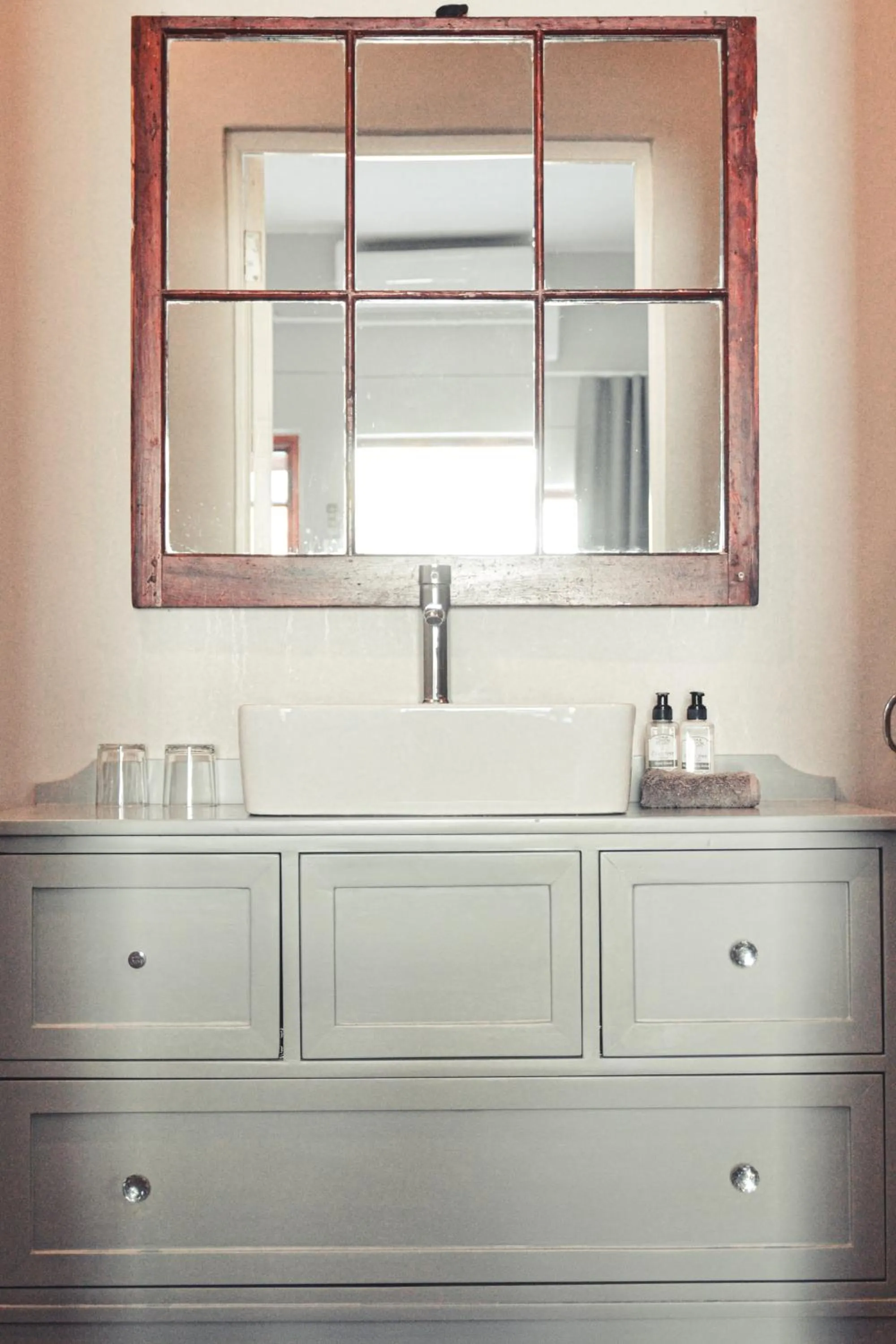 Bathroom in Olive Tree Lodge