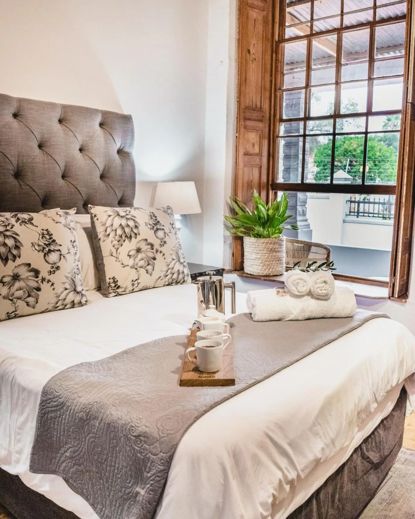 Bed in Olive Tree Lodge