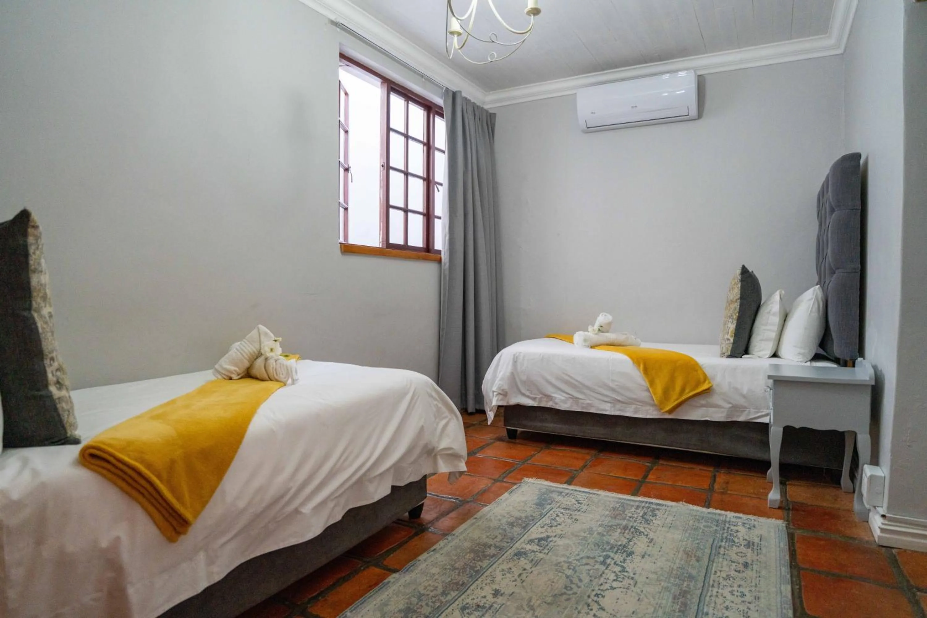 Bed in Olive Tree Lodge