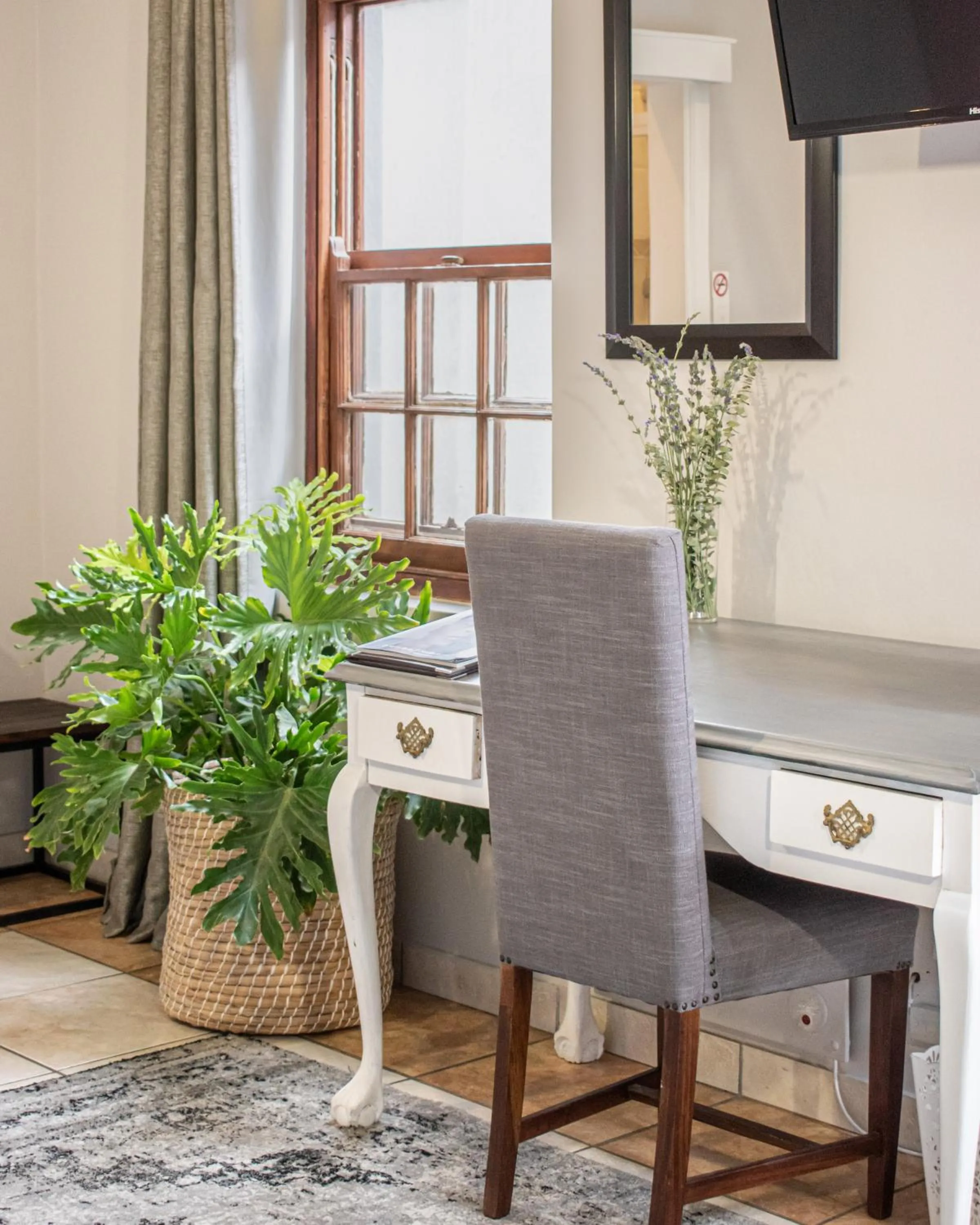 Olive Tree Lodge
