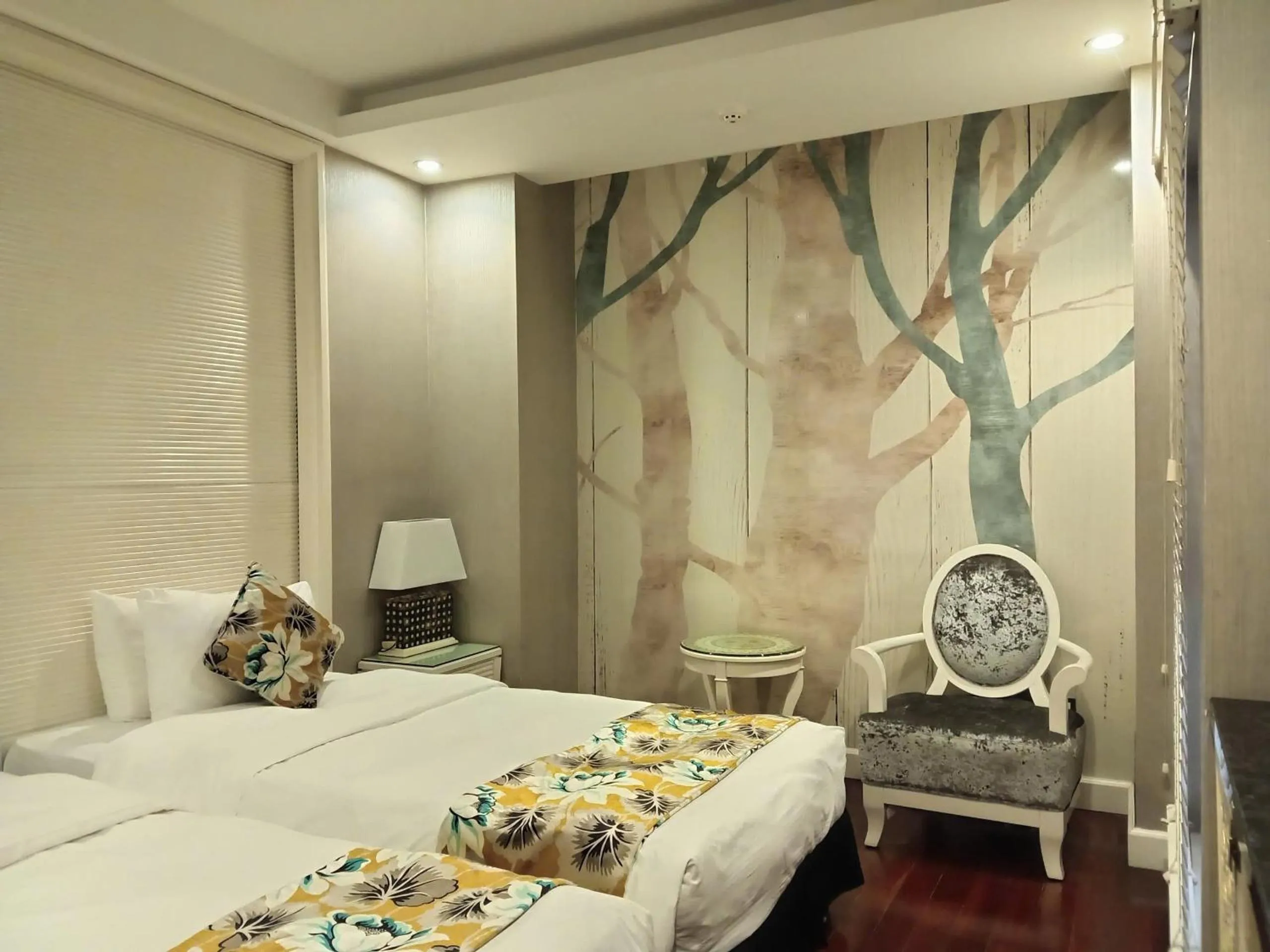 Bed in Golden Silk Boutique Hotel