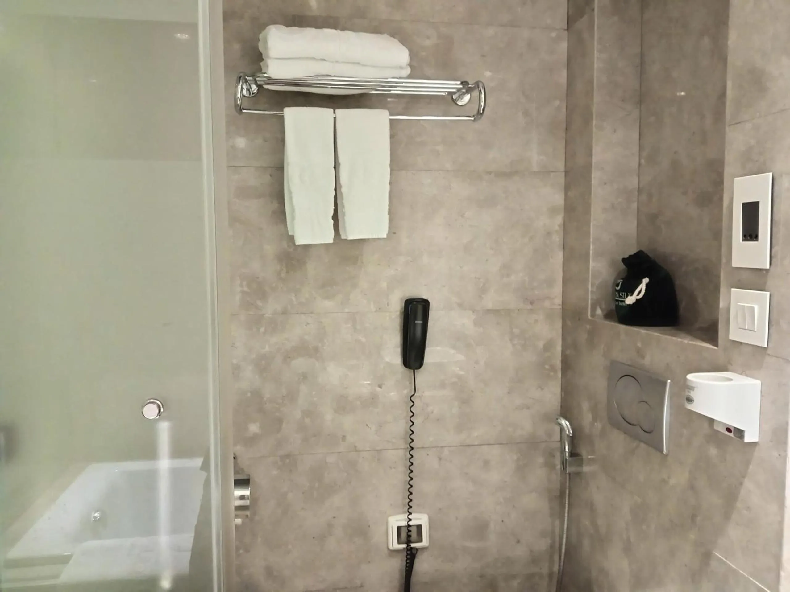 Bathroom in Golden Silk Boutique Hotel