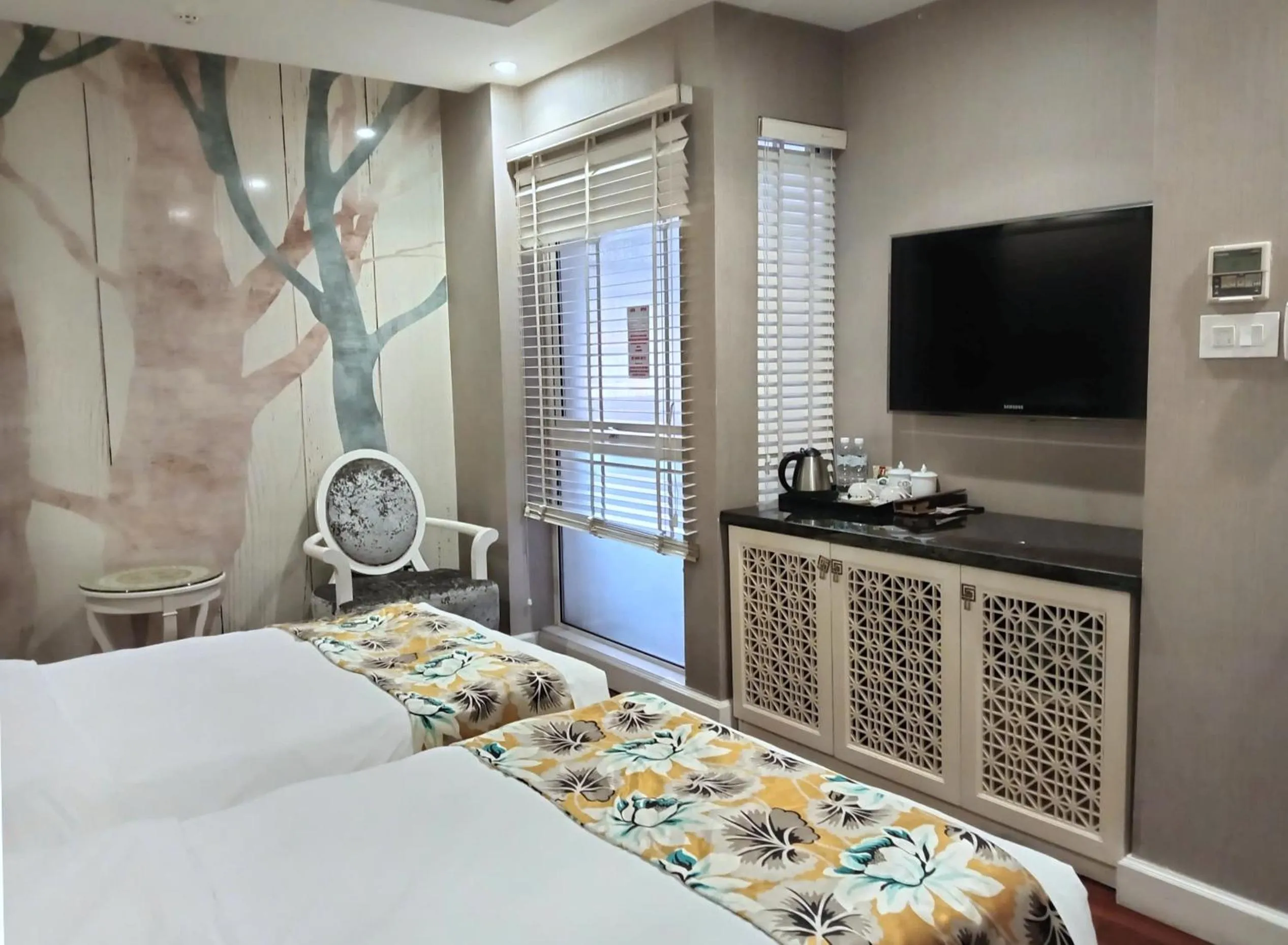 Bed in Golden Silk Boutique Hotel