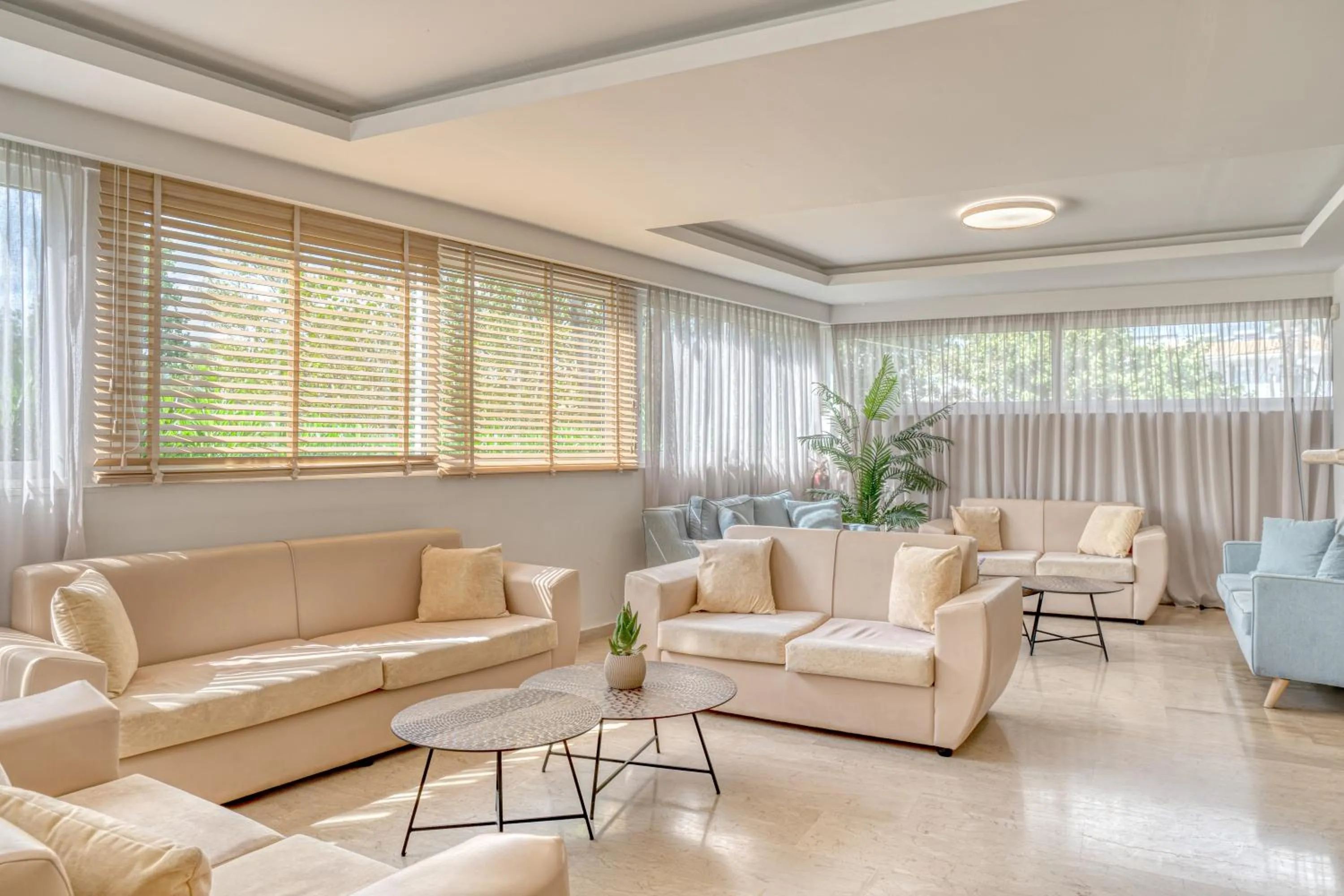 Living room in Poseidon Beach Hotel