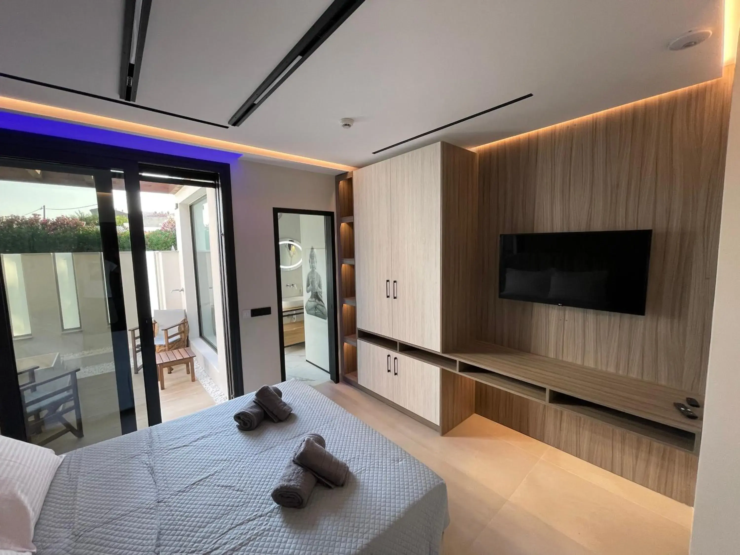 Bed in Poseidon Beach Hotel Bed in Poseidon Beach Hotel